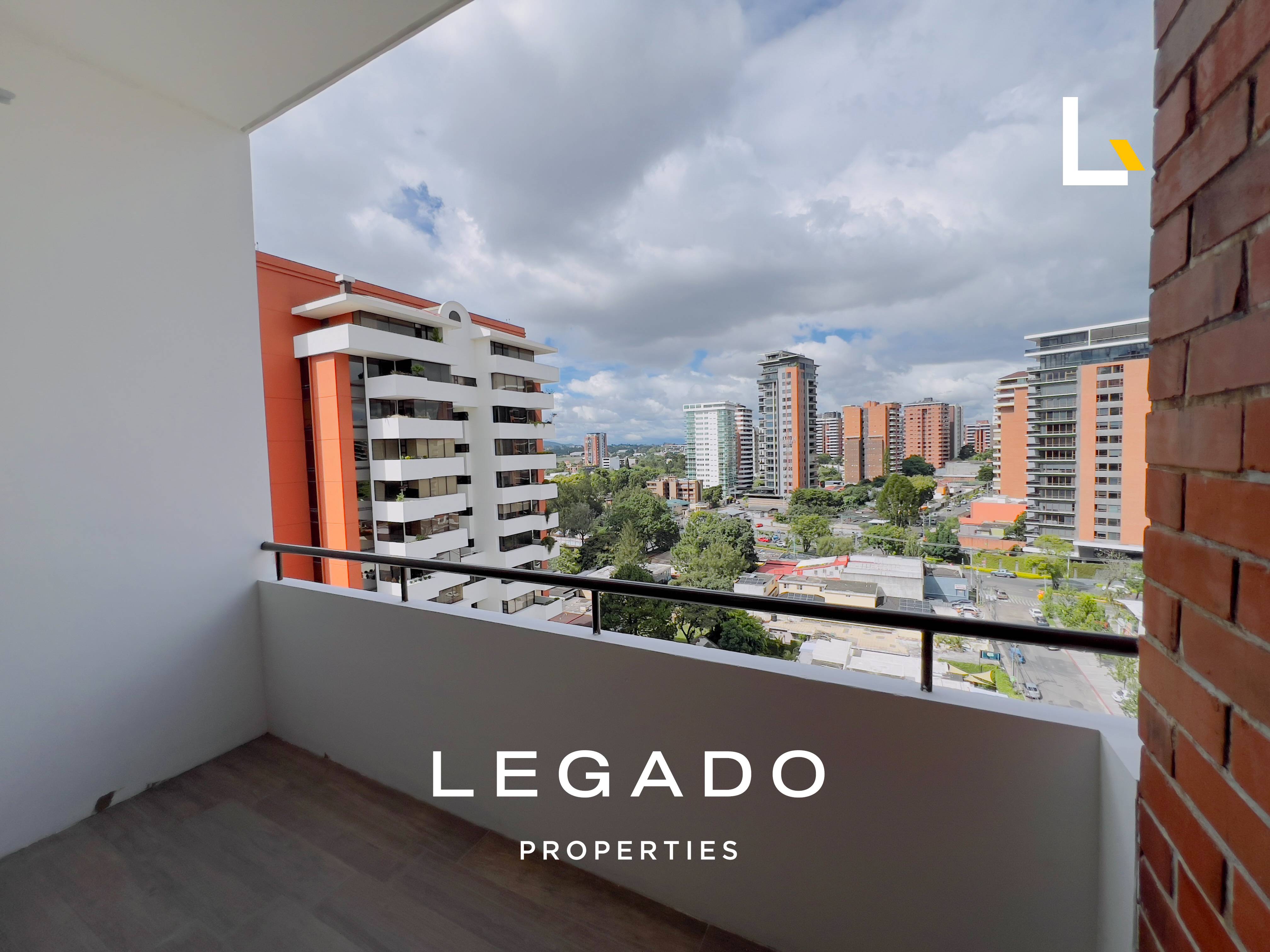 APARTAMENTO ZONA 14 EDIFICIO TORRE QUATTRO