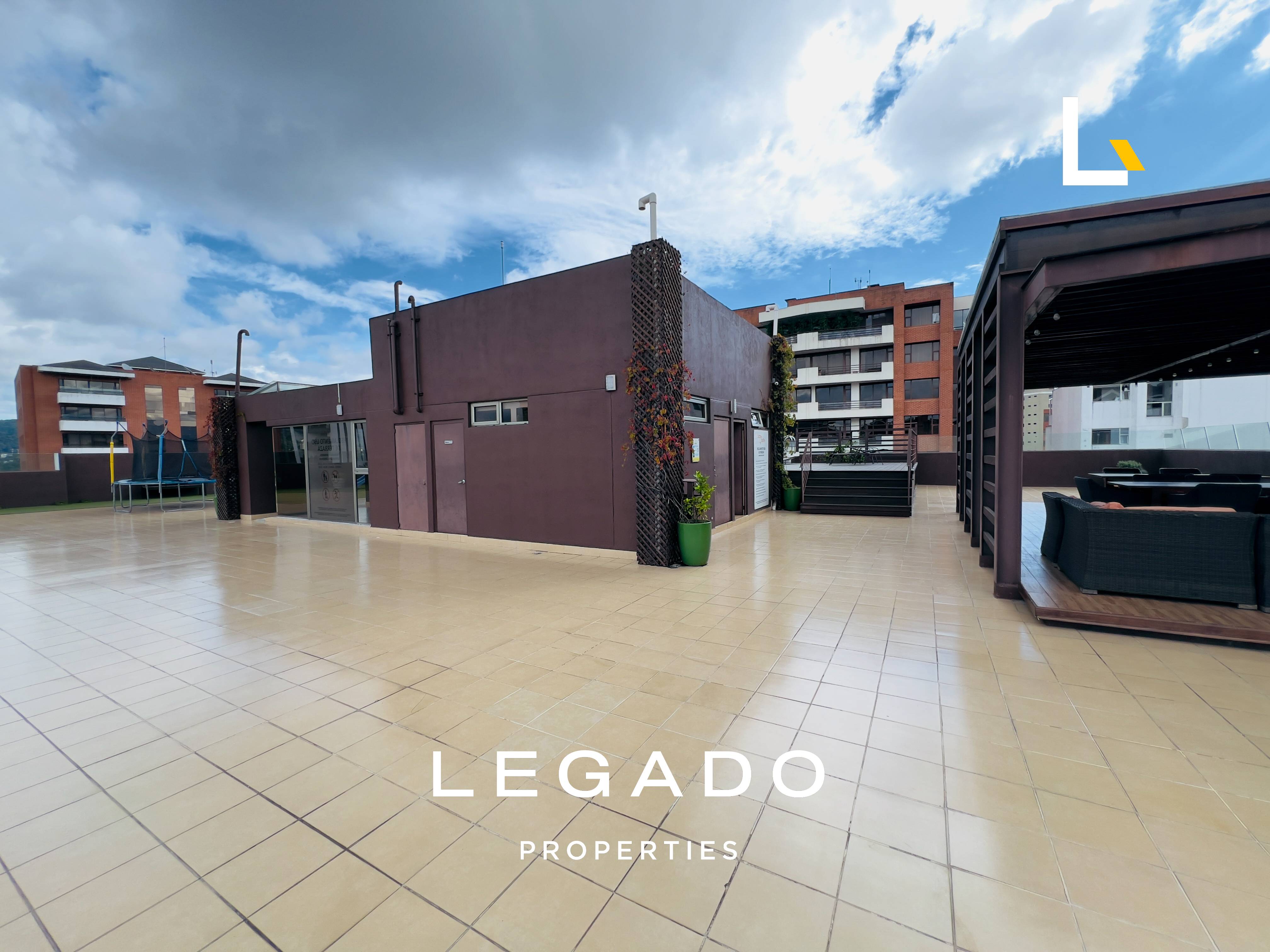 APARTAMENTO ZONA 14 EDIFICIO TORRE QUATTRO