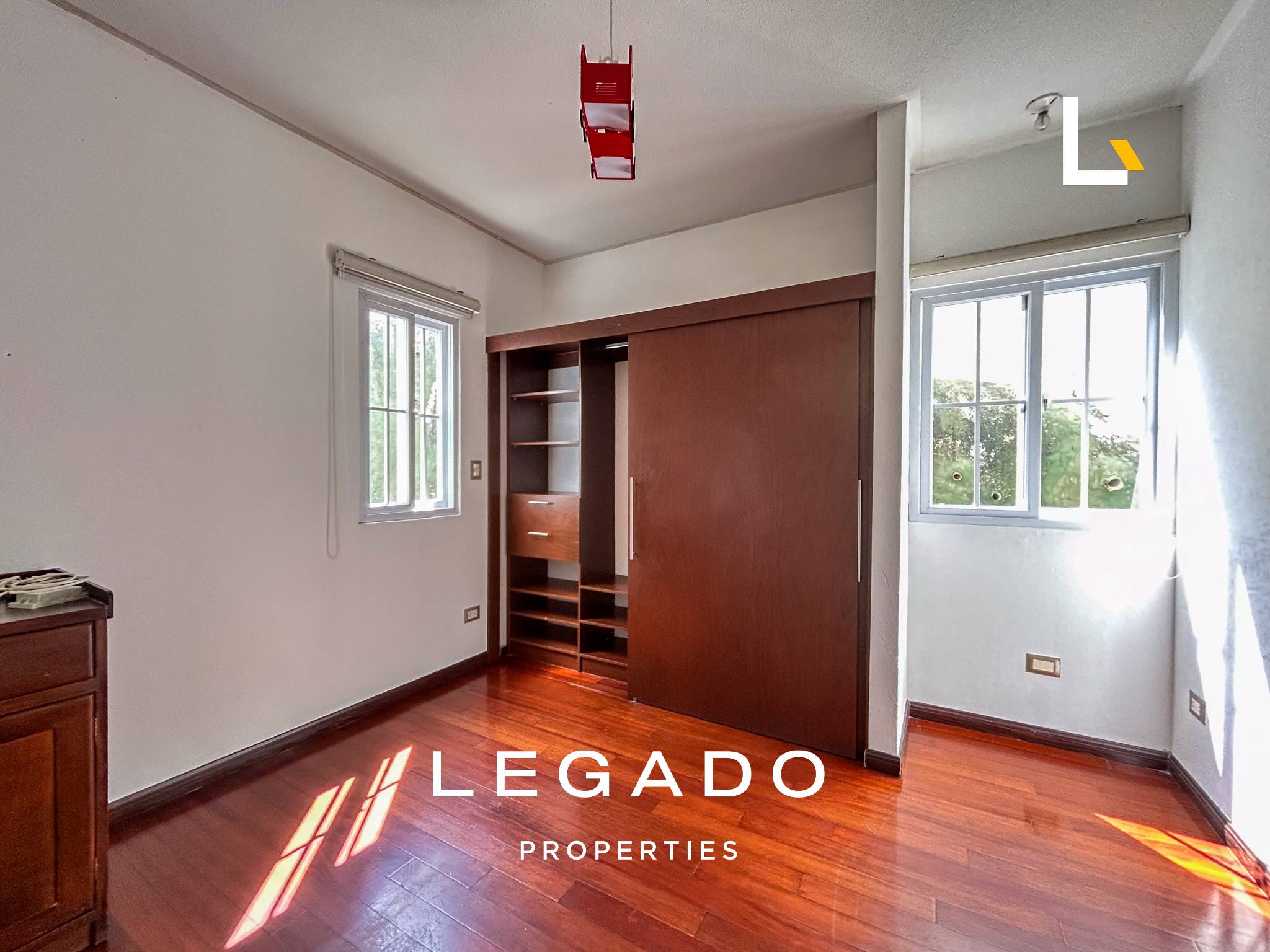 APARTAMENTO ZONA 16 EDIFICIO LA VISTA