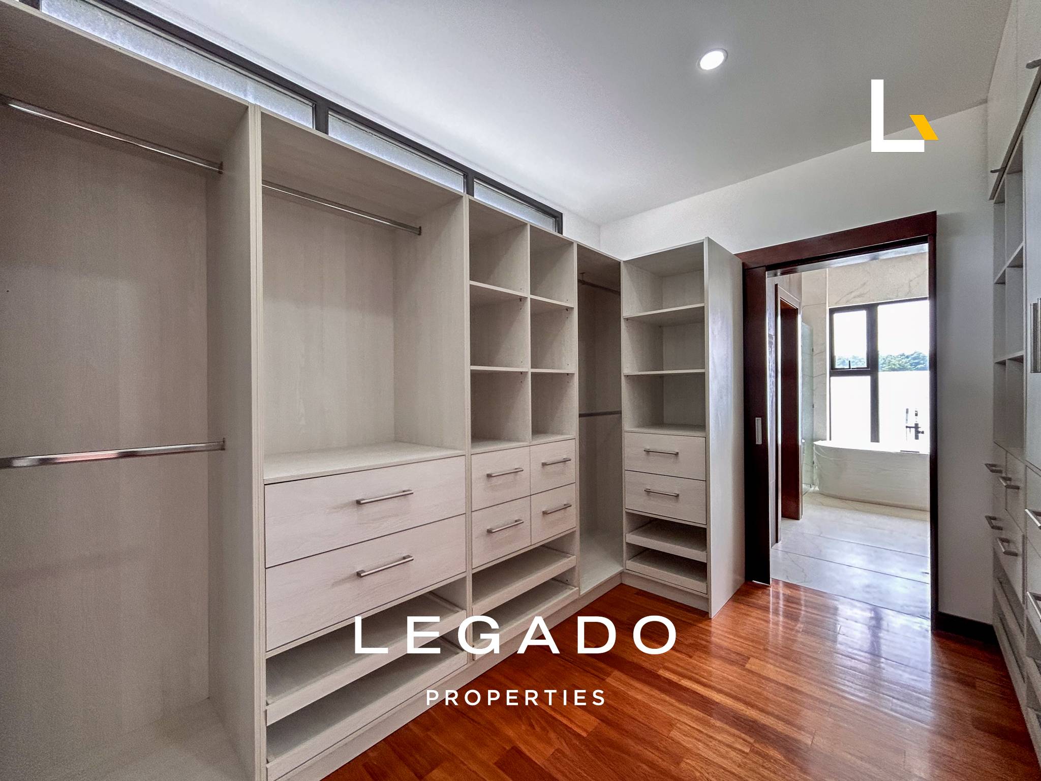 CASA CAES KM 23.6 CONDOMINIO SAUSALITO