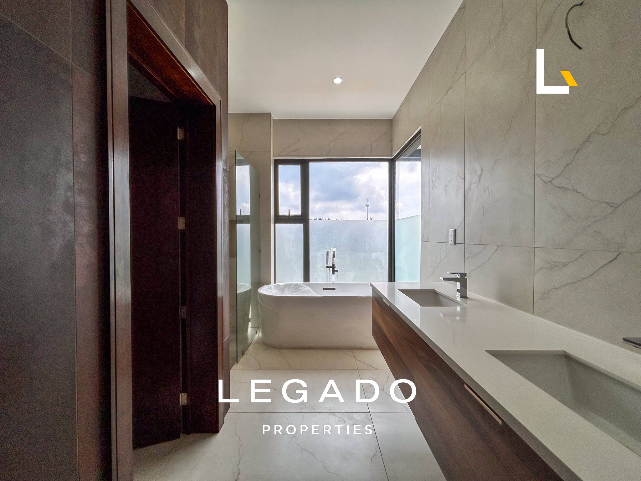 CASA CAES KM 23.6 CONDOMINIO SAUSALITO