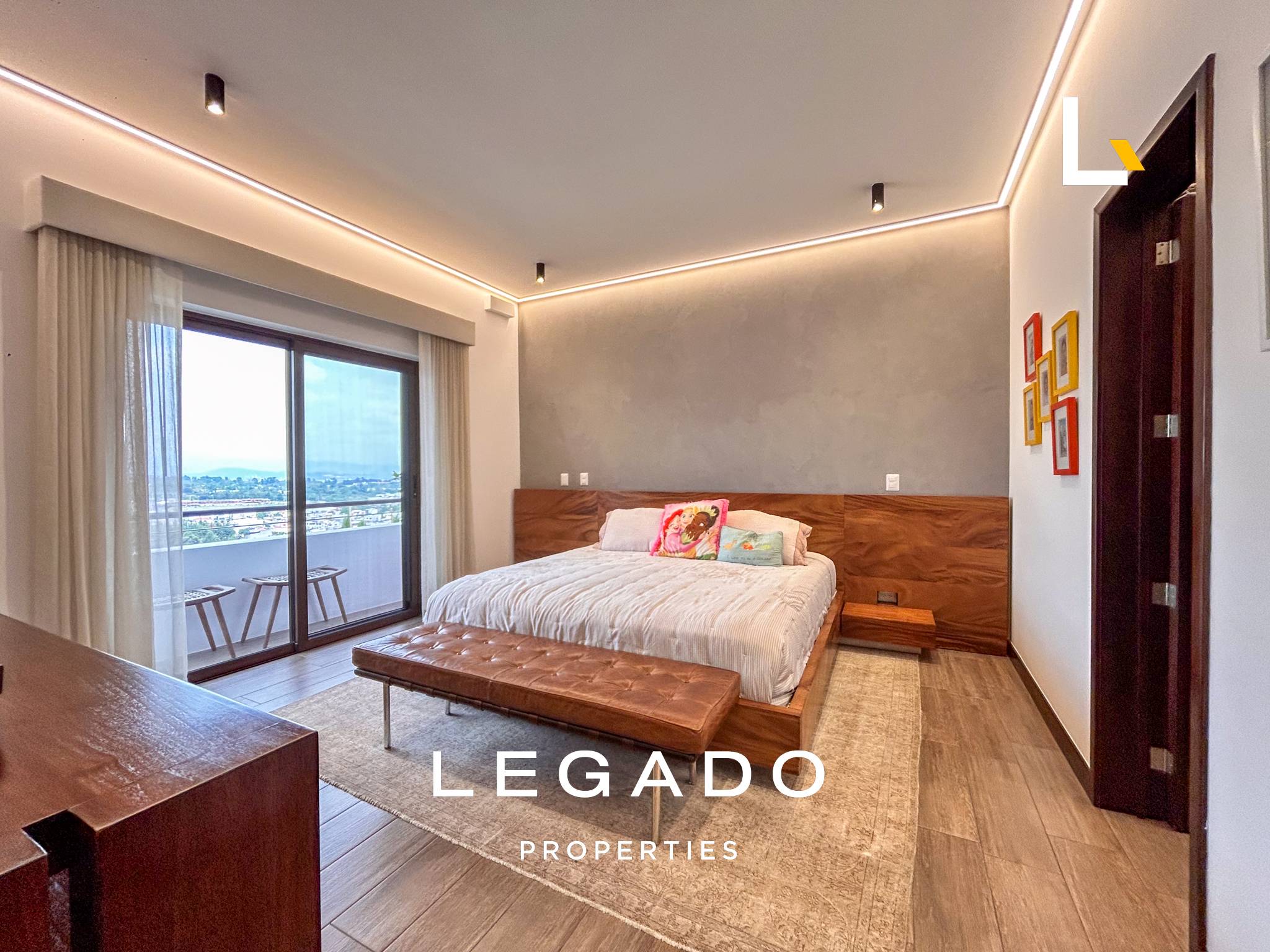 CASA, ZONA 16, CONDOMINIO LA RESERVA LOMAS DE SAN ISIDRO