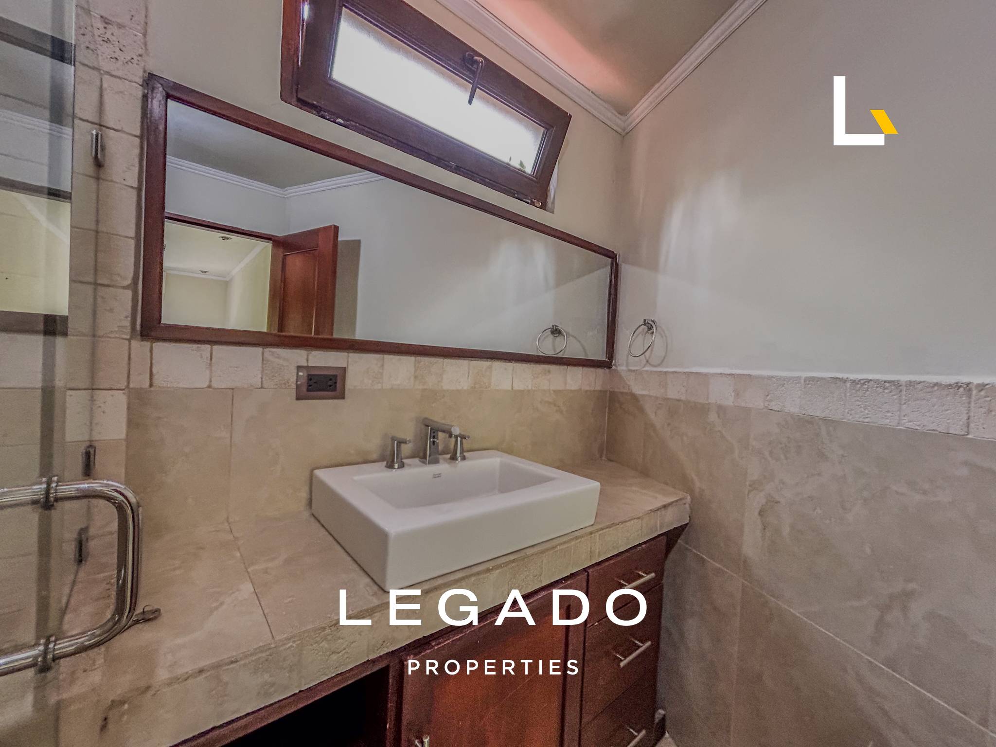 CASA, ZONA 15 VH2, CONDOMINIO LA HONDONADA