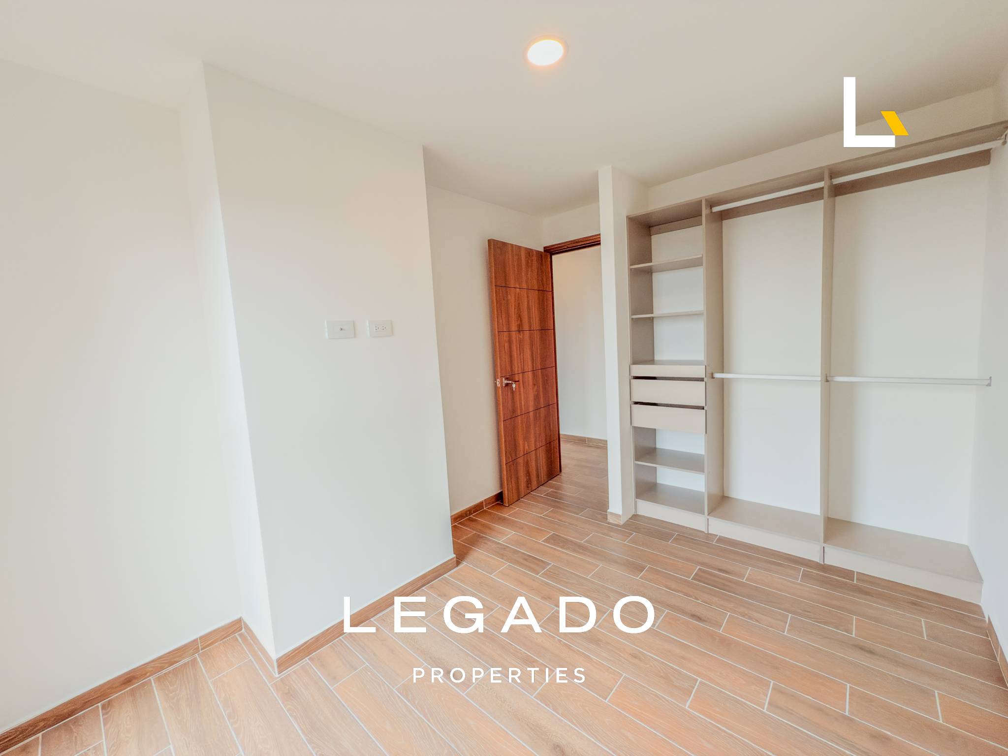 APARTAMENTO, ZONA 14, EDIFICIO PARQUE 14