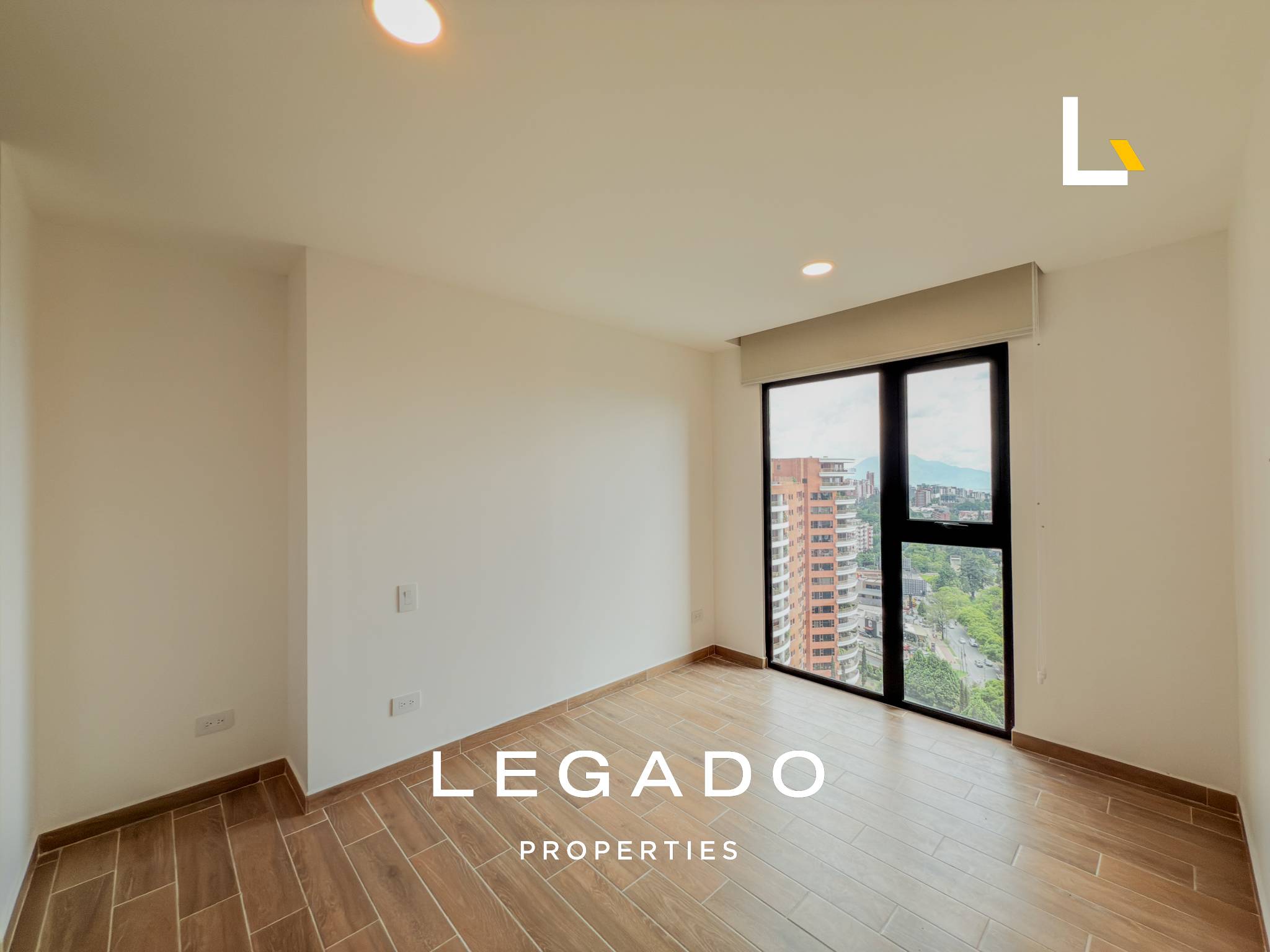 APARTAMENTO, ZONA 14, EDIFICIO PARQUE 14