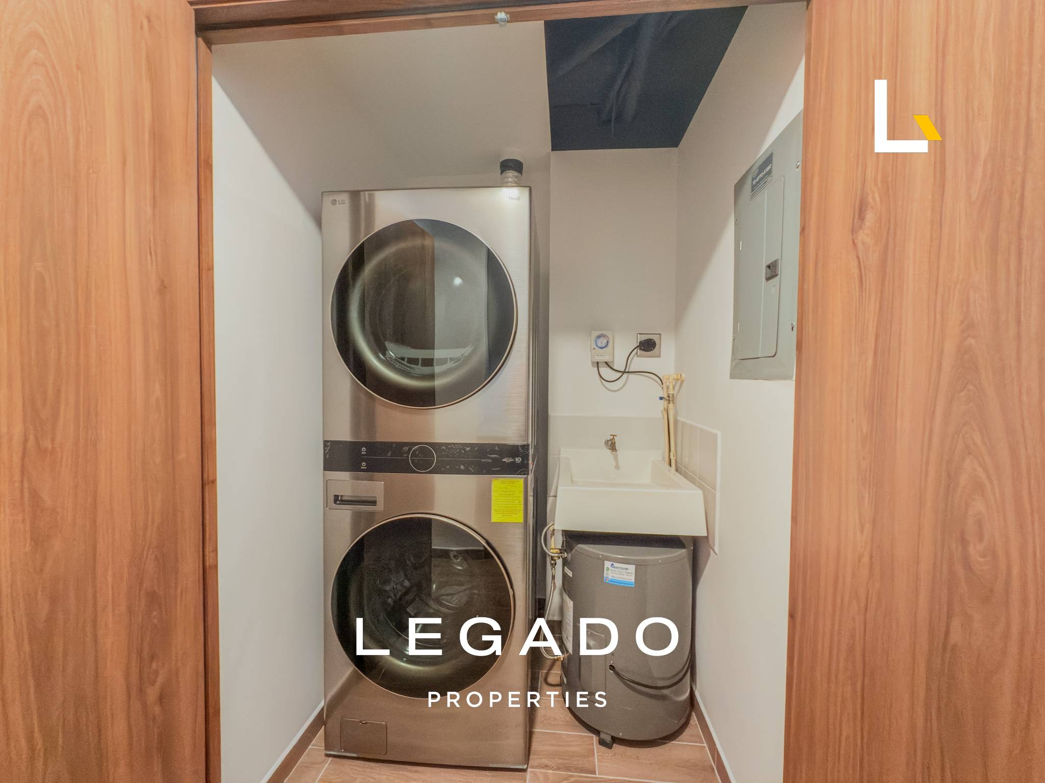 APARTAMENTO, ZONA 14, EDIFICIO PARQUE 14