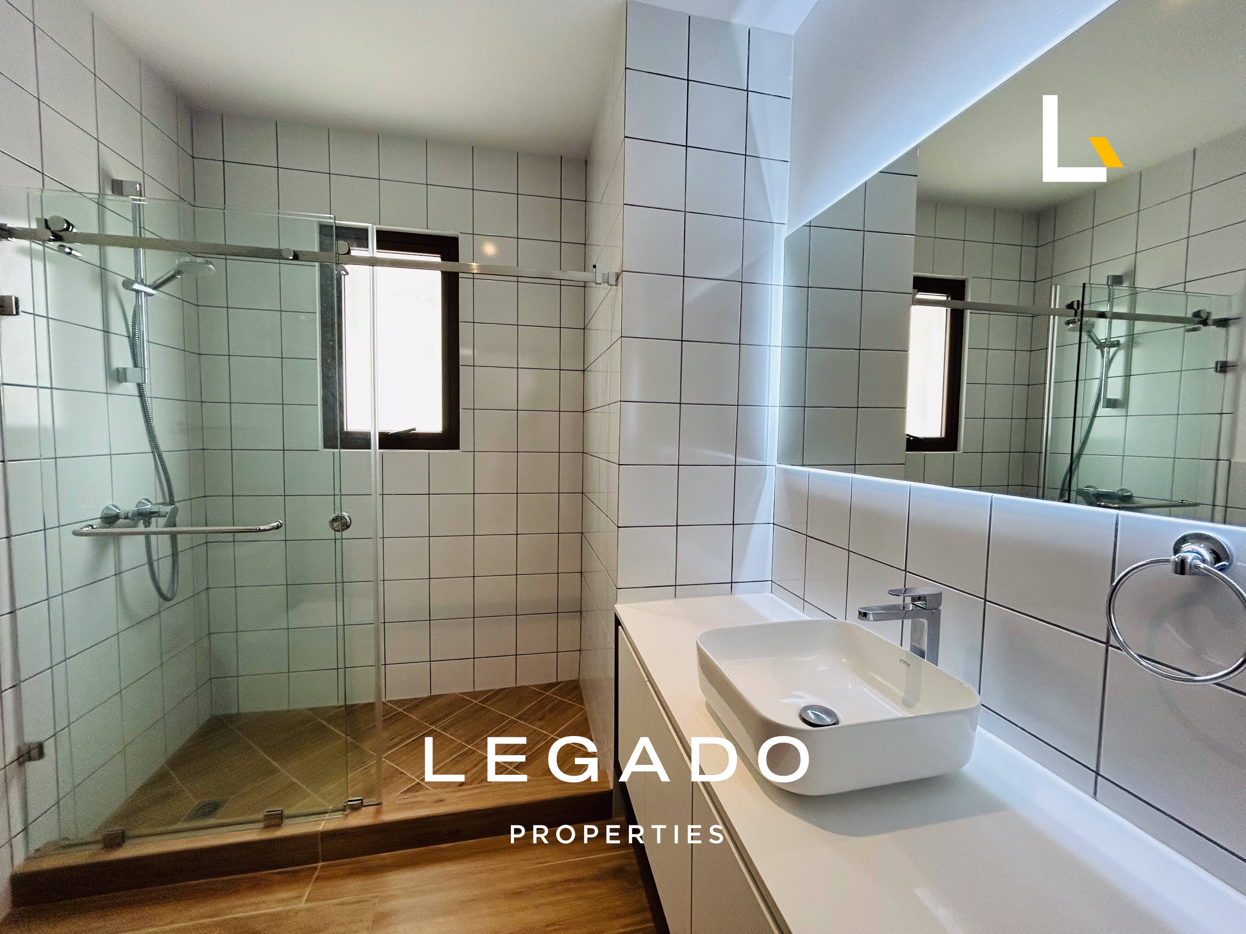 APARTAMENTO, ZONA 16, EDIFICIO LIRIOS DE CAYALÁ