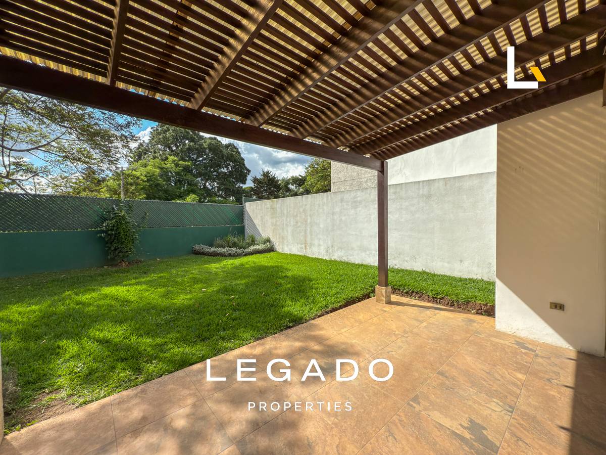 CASA, A 7 MIN DE ZONA 10, CONDOMINIO PORTAL VERDE