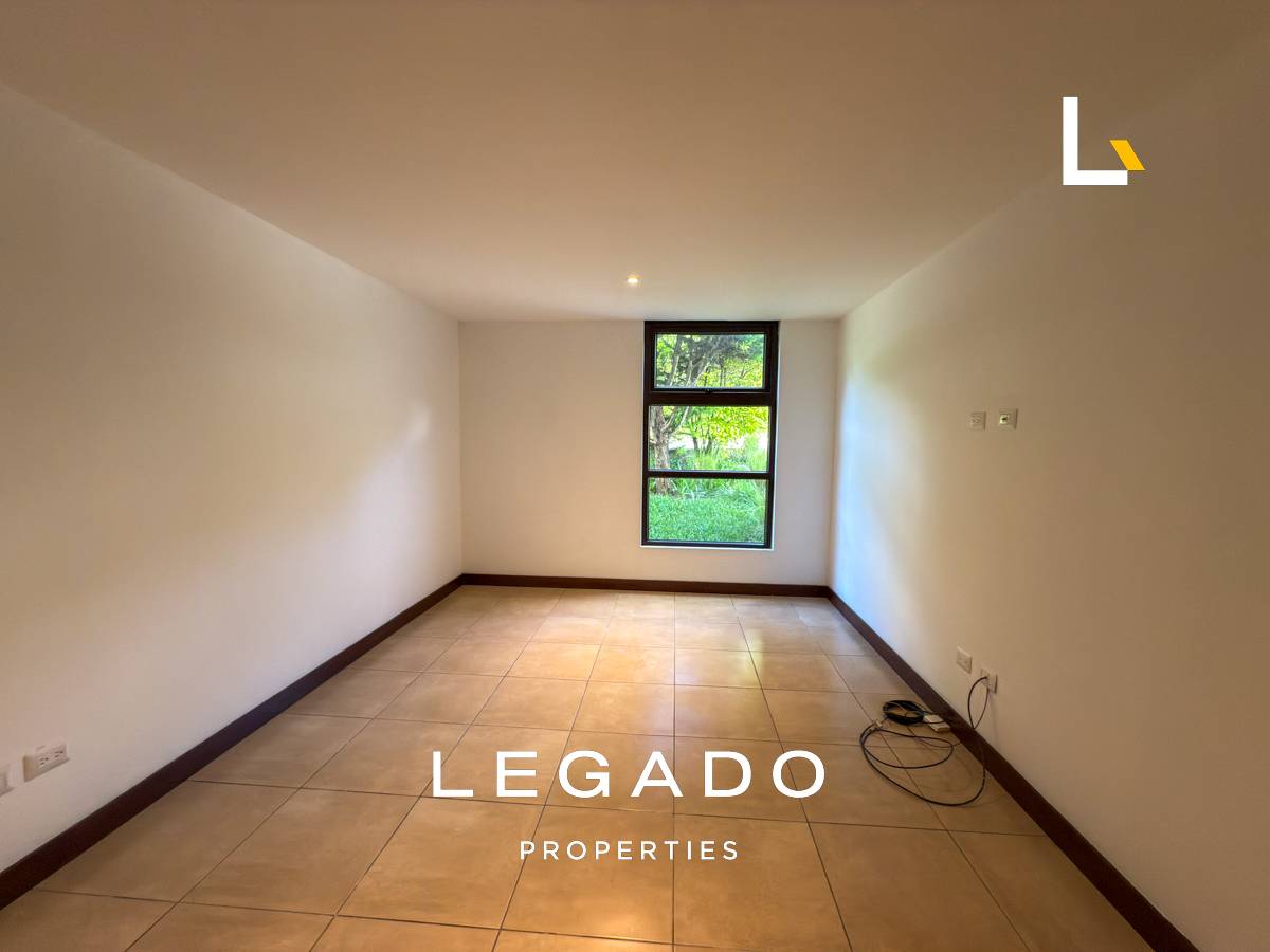 CASA, A 7 MIN DE ZONA 10, CONDOMINIO PORTAL VERDE