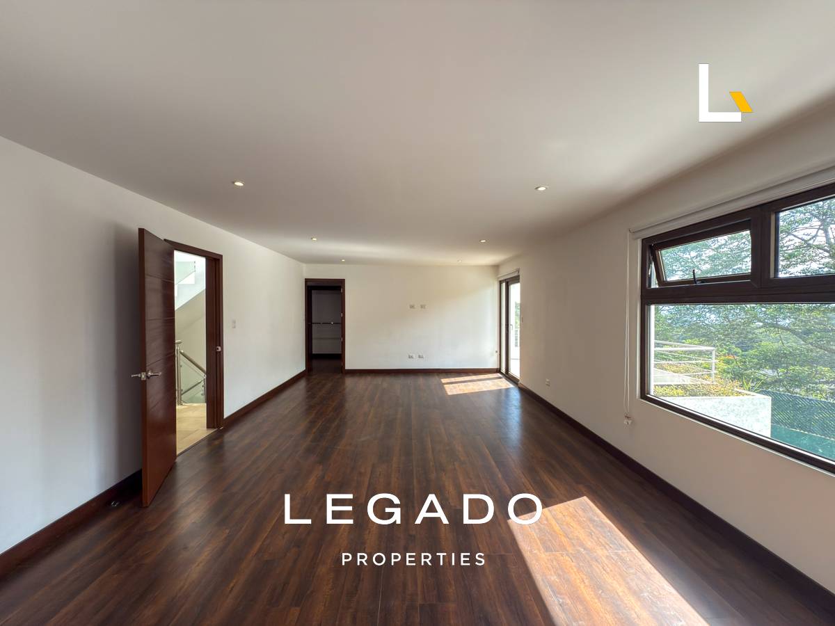 CASA, A 7 MIN DE ZONA 10, CONDOMINIO PORTAL VERDE