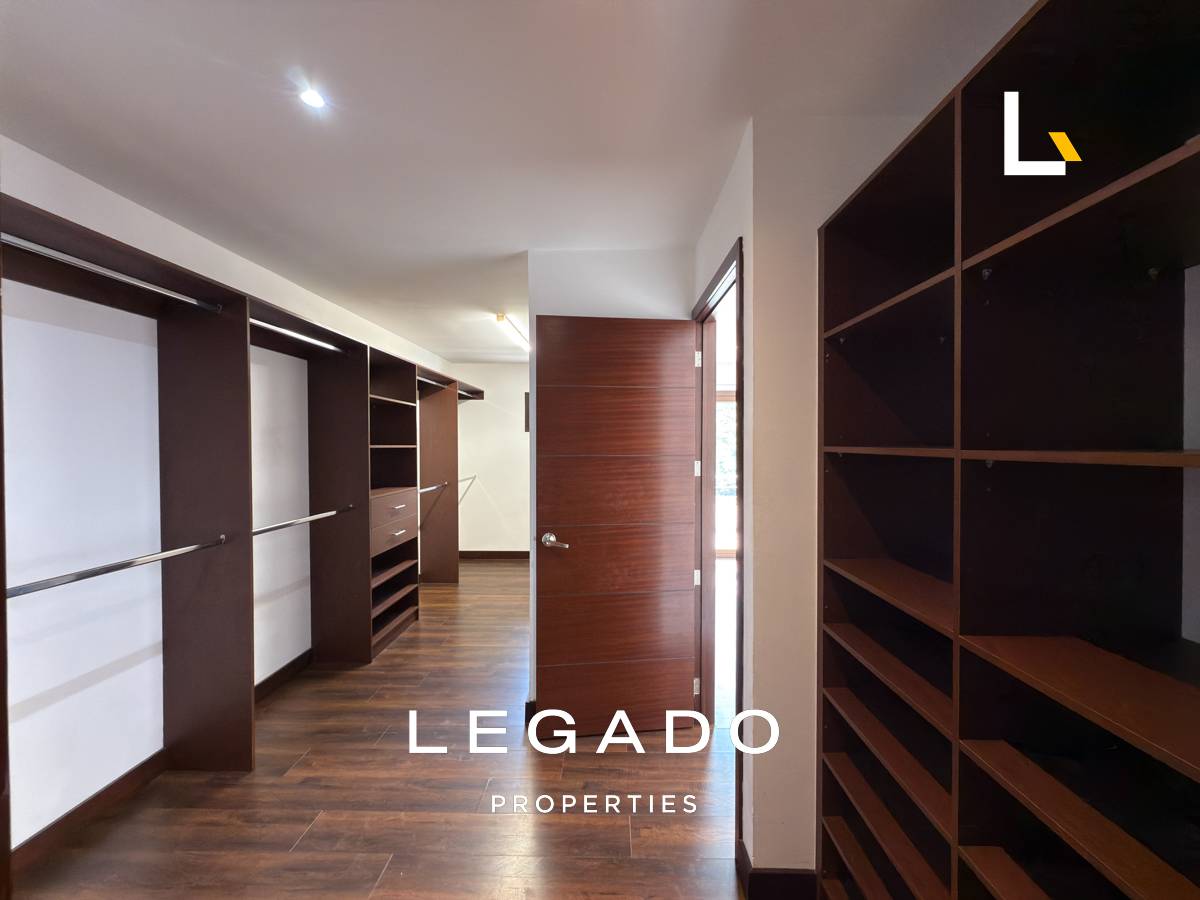CASA, A 7 MIN DE ZONA 10, CONDOMINIO PORTAL VERDE