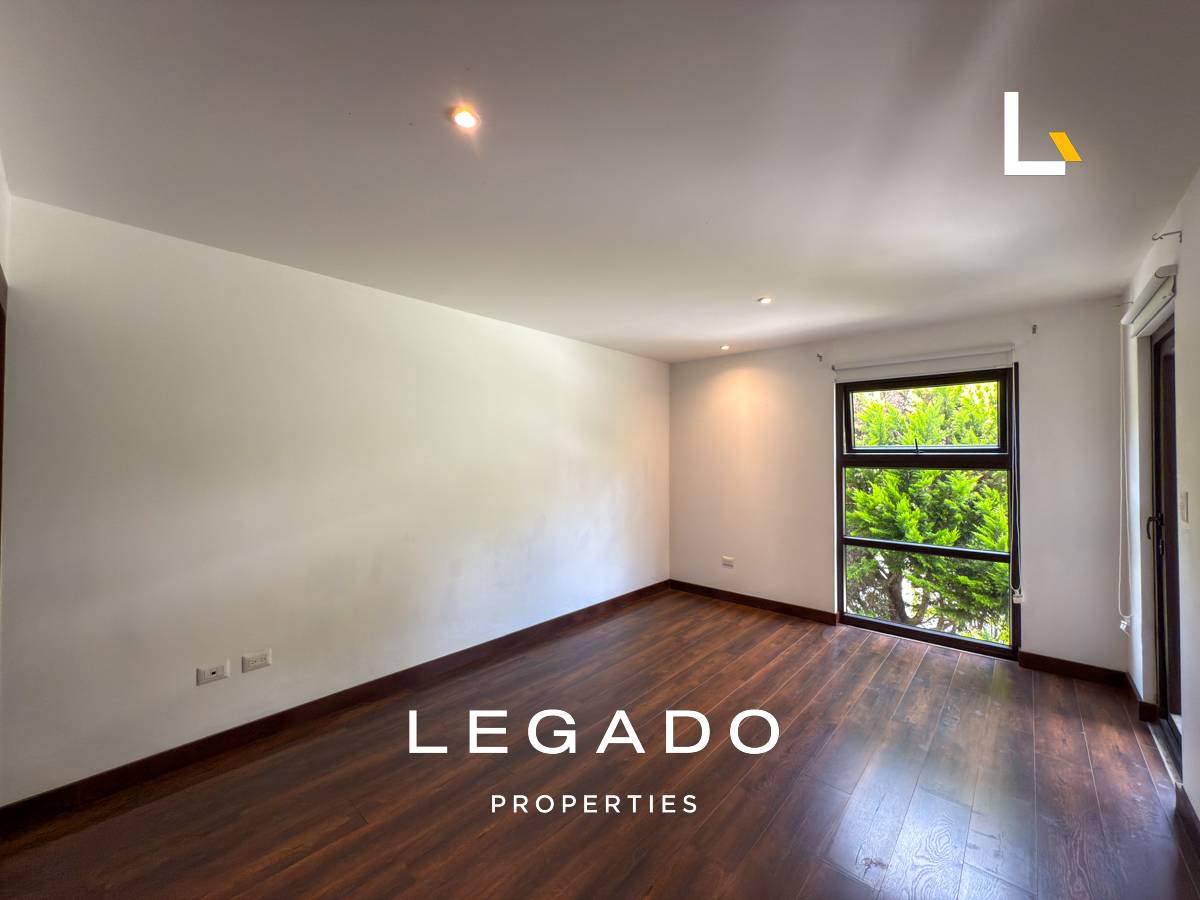 CASA, A 7 MIN DE ZONA 10, CONDOMINIO PORTAL VERDE
