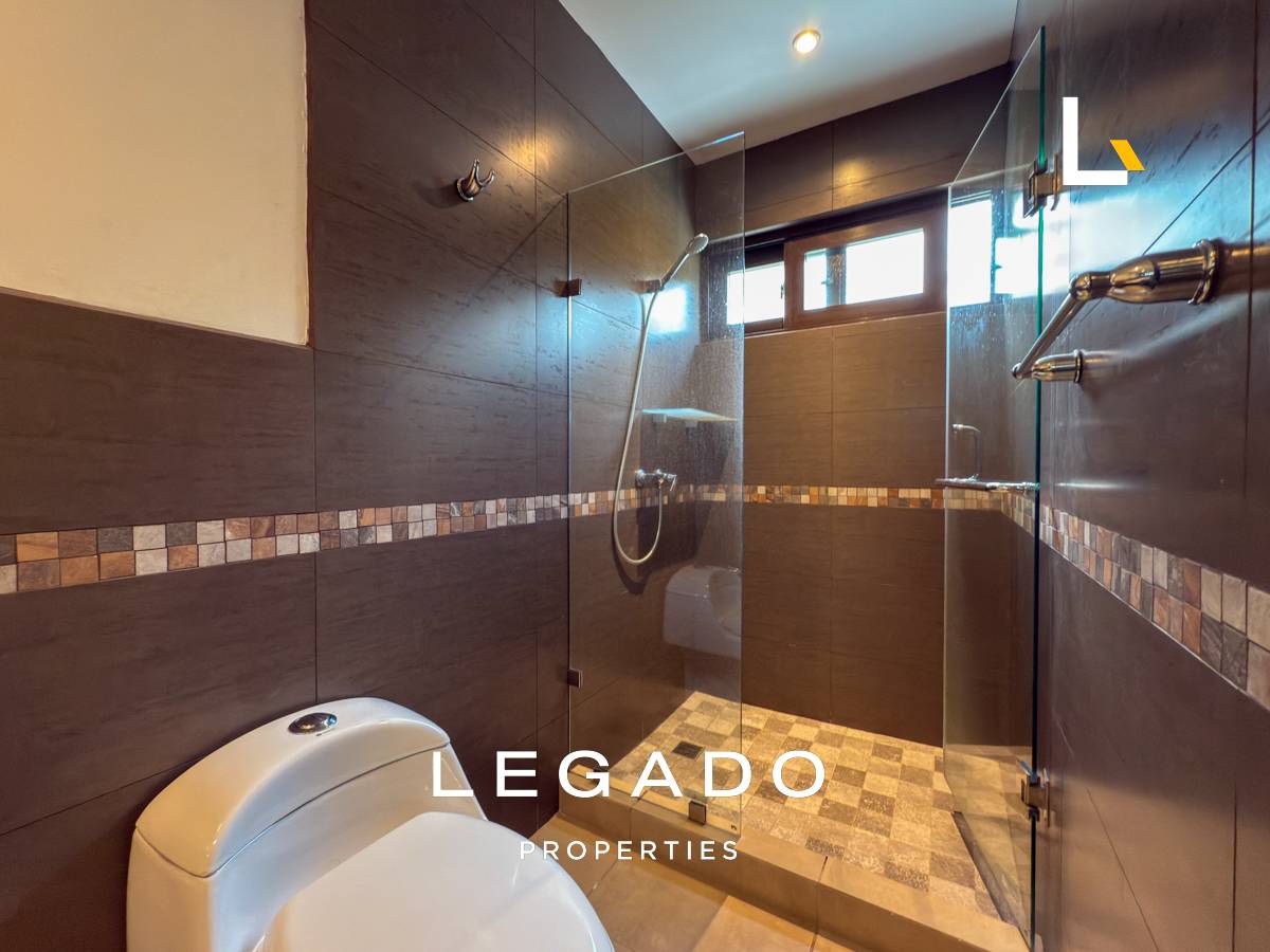 CASA, A 7 MIN DE ZONA 10, CONDOMINIO PORTAL VERDE