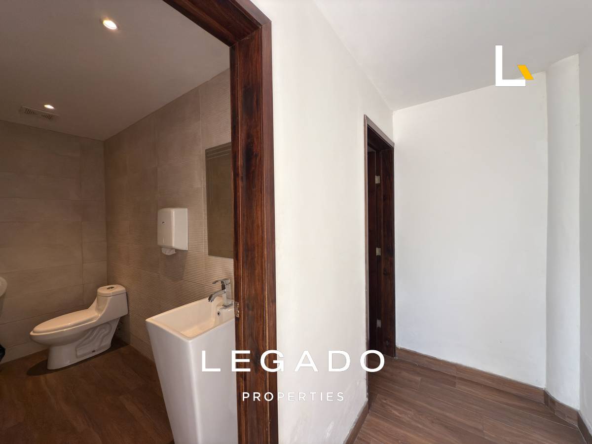 CASA, A 7 MIN DE ZONA 10, CONDOMINIO PORTAL VERDE