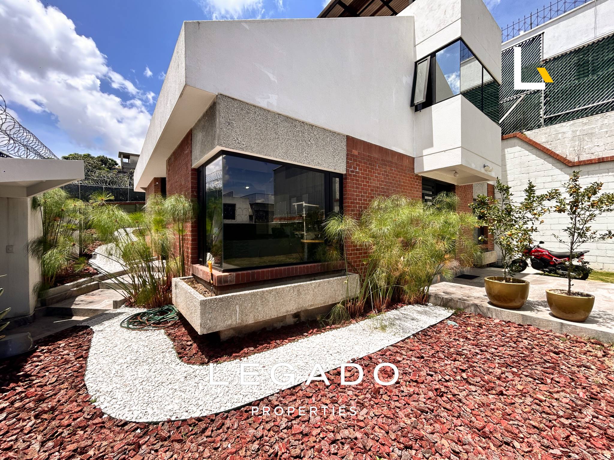 CASA, ZONA 13 AURORA 1