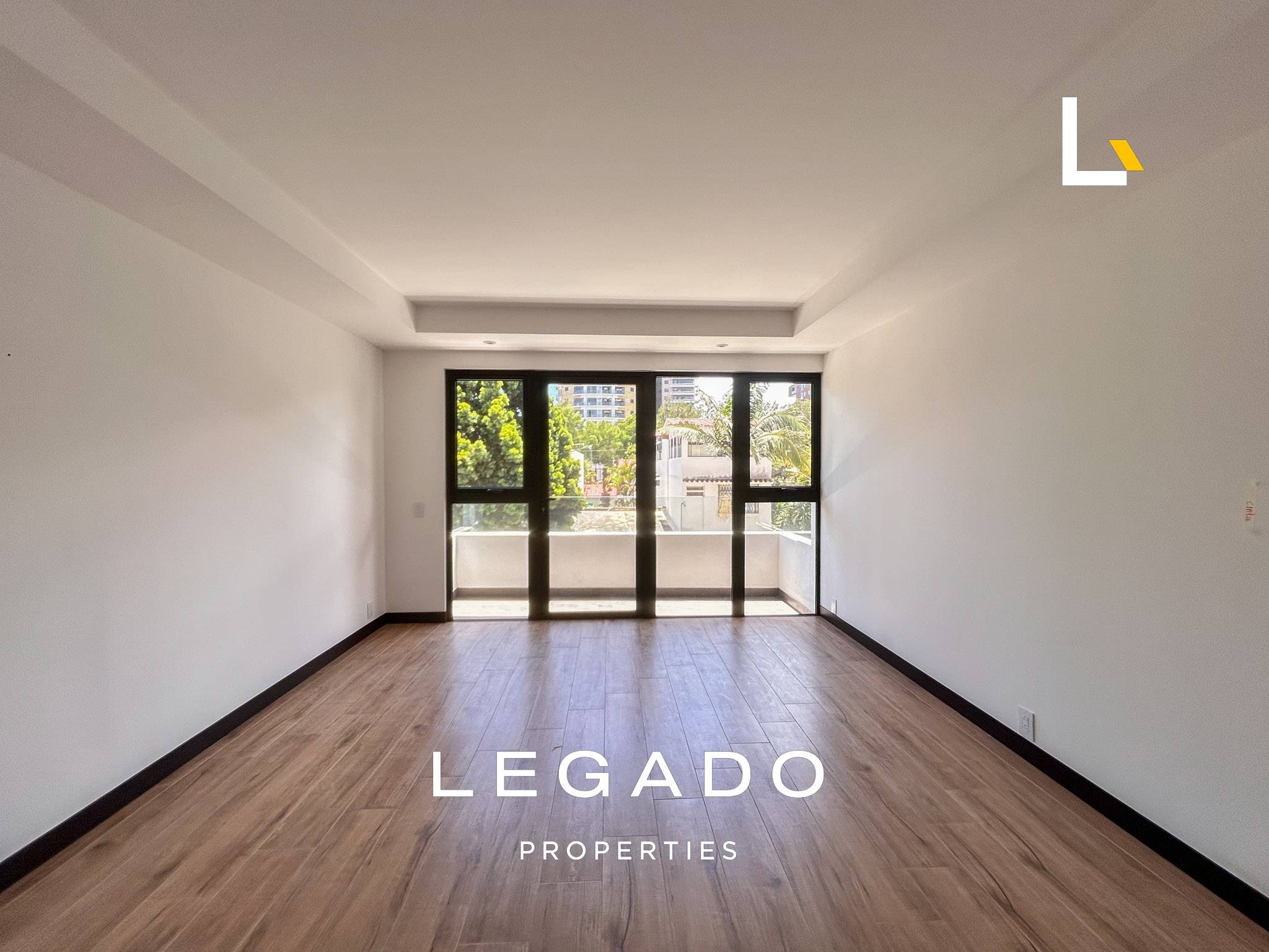 APARTAMENTO ZONA 15, EDIFICIO ALENA