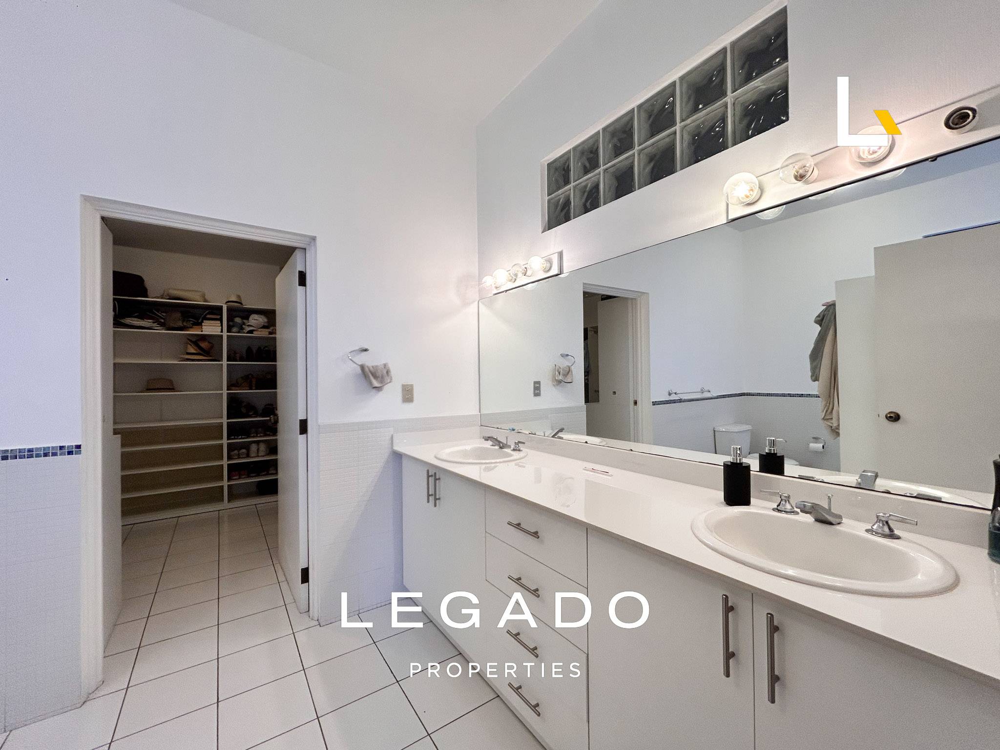 CASA, CAES KM. 8, CONDOMINIO LOMAS ALTAS