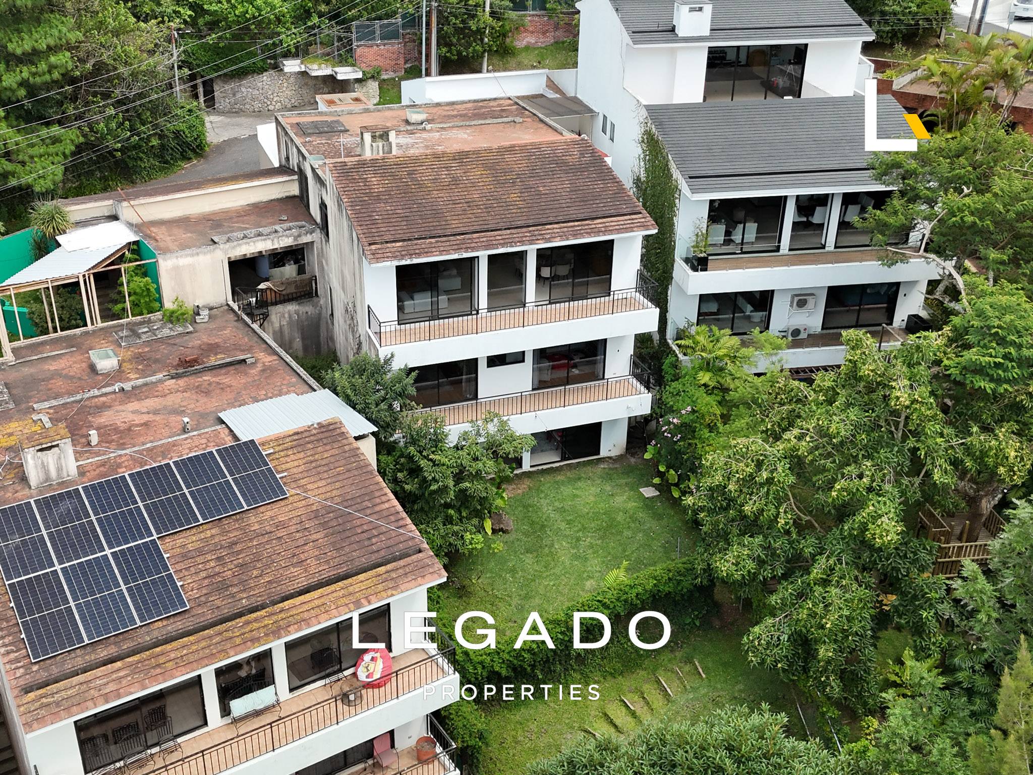 CASA, CAES KM. 8, CONDOMINIO LOMAS ALTAS