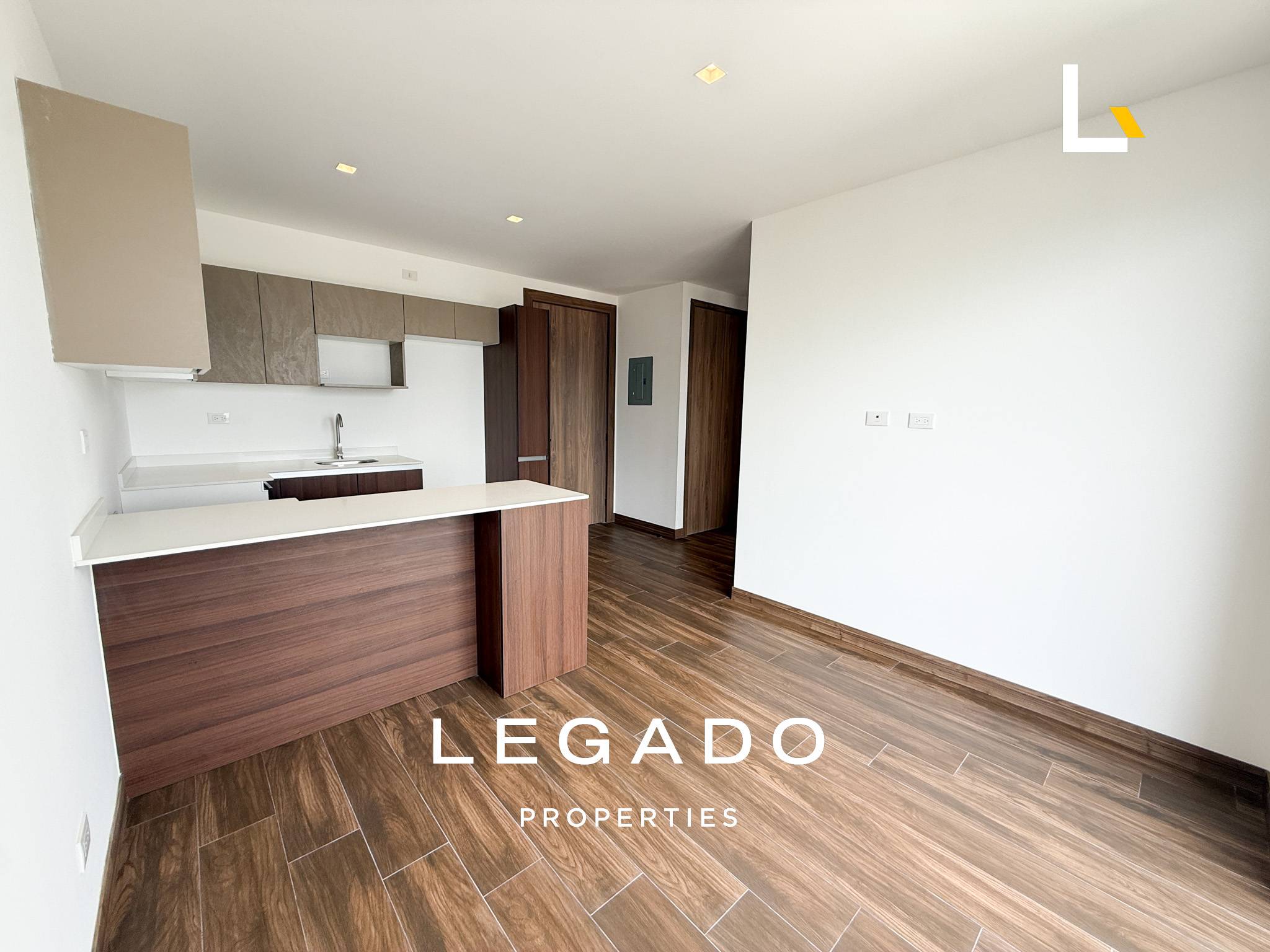 APARTAMENTO, ZONA 15 VH2, EDIFICIO VILA 15