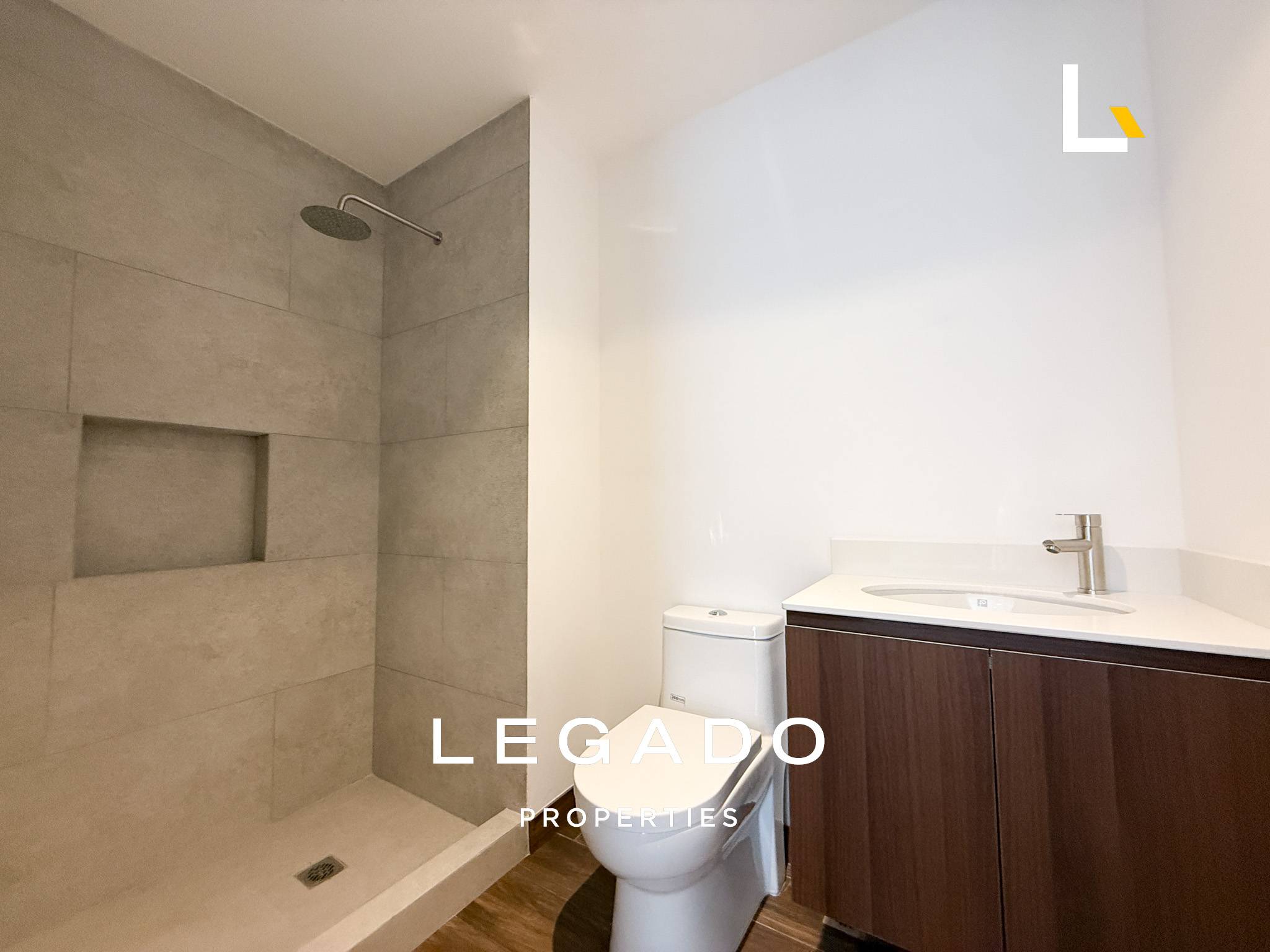 APARTAMENTO, ZONA 15 VH2, EDIFICIO VILA 15