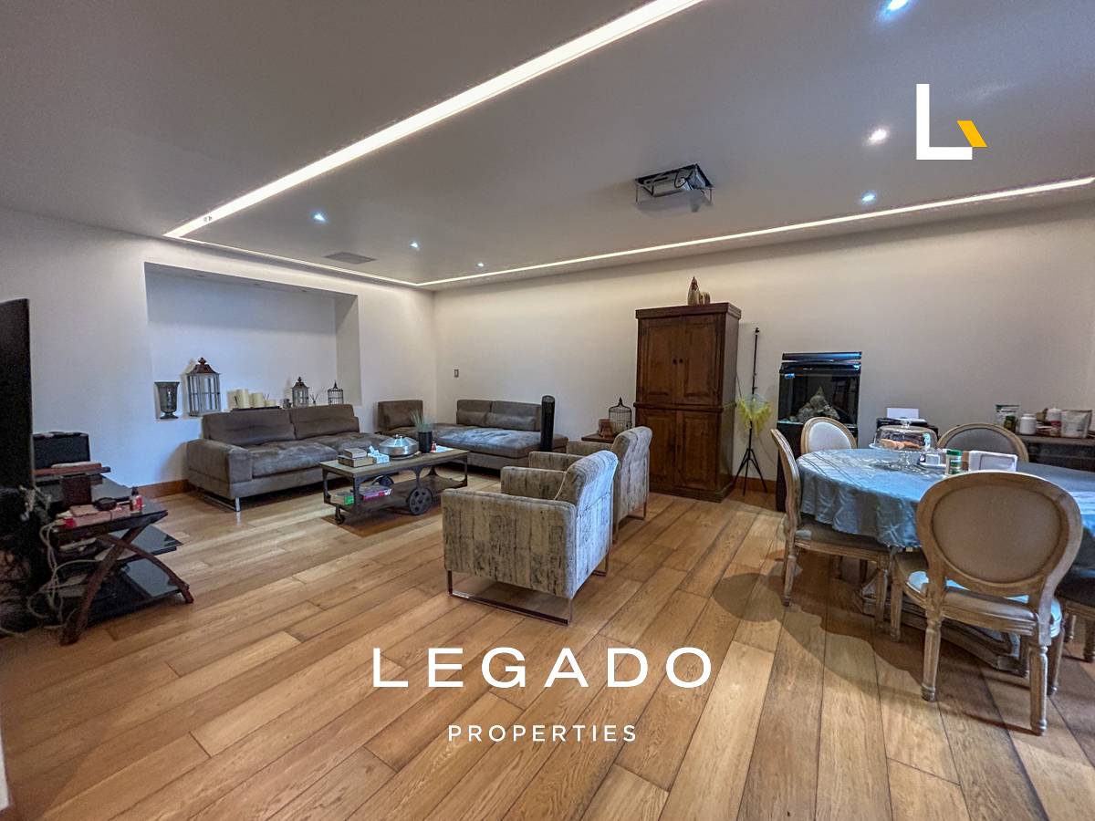 CASA, ZONA 14, EDIFICIO NOVO