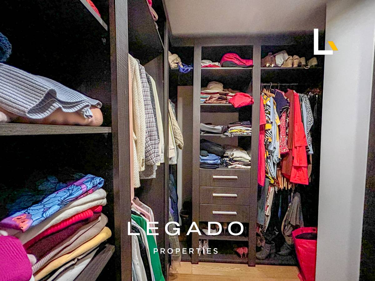 CASA, ZONA 14, EDIFICIO NOVO
