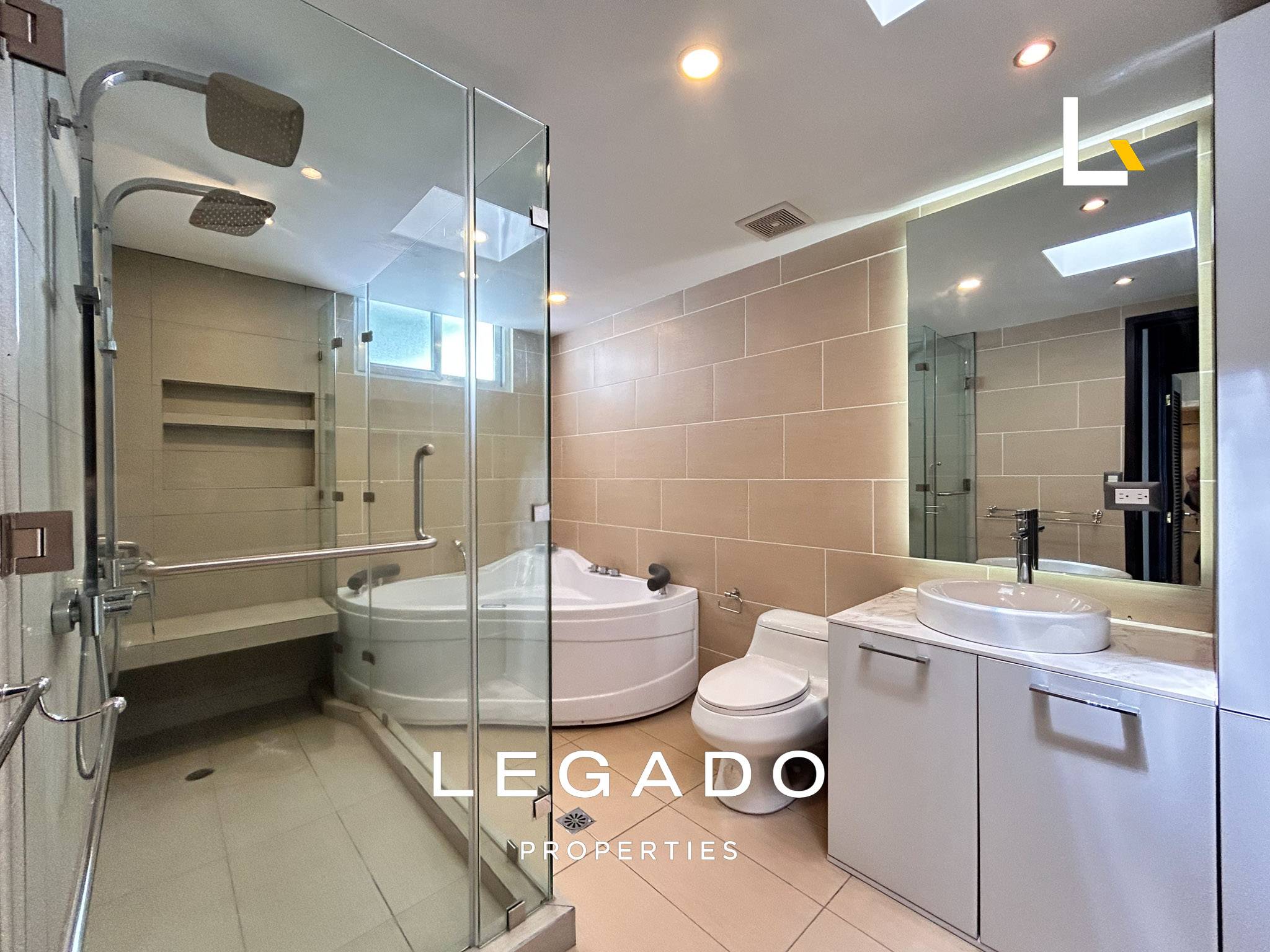 CASA, CAES, CONDOMINIO LA MIRADA