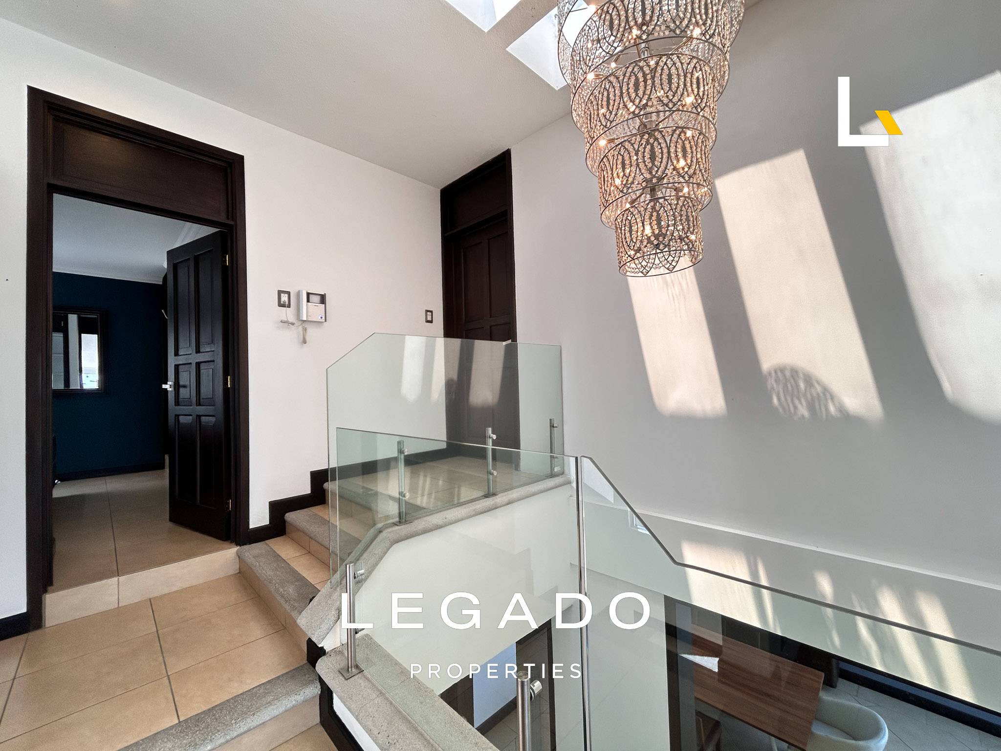 CASA, CAES, CONDOMINIO LA MIRADA