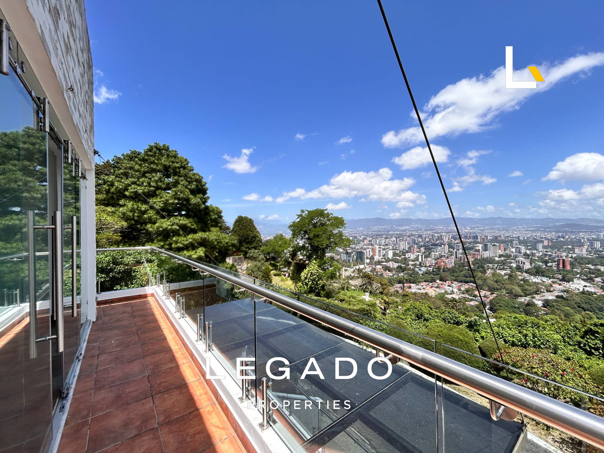 CASA, CAES, CONDOMINIO LA MIRADA