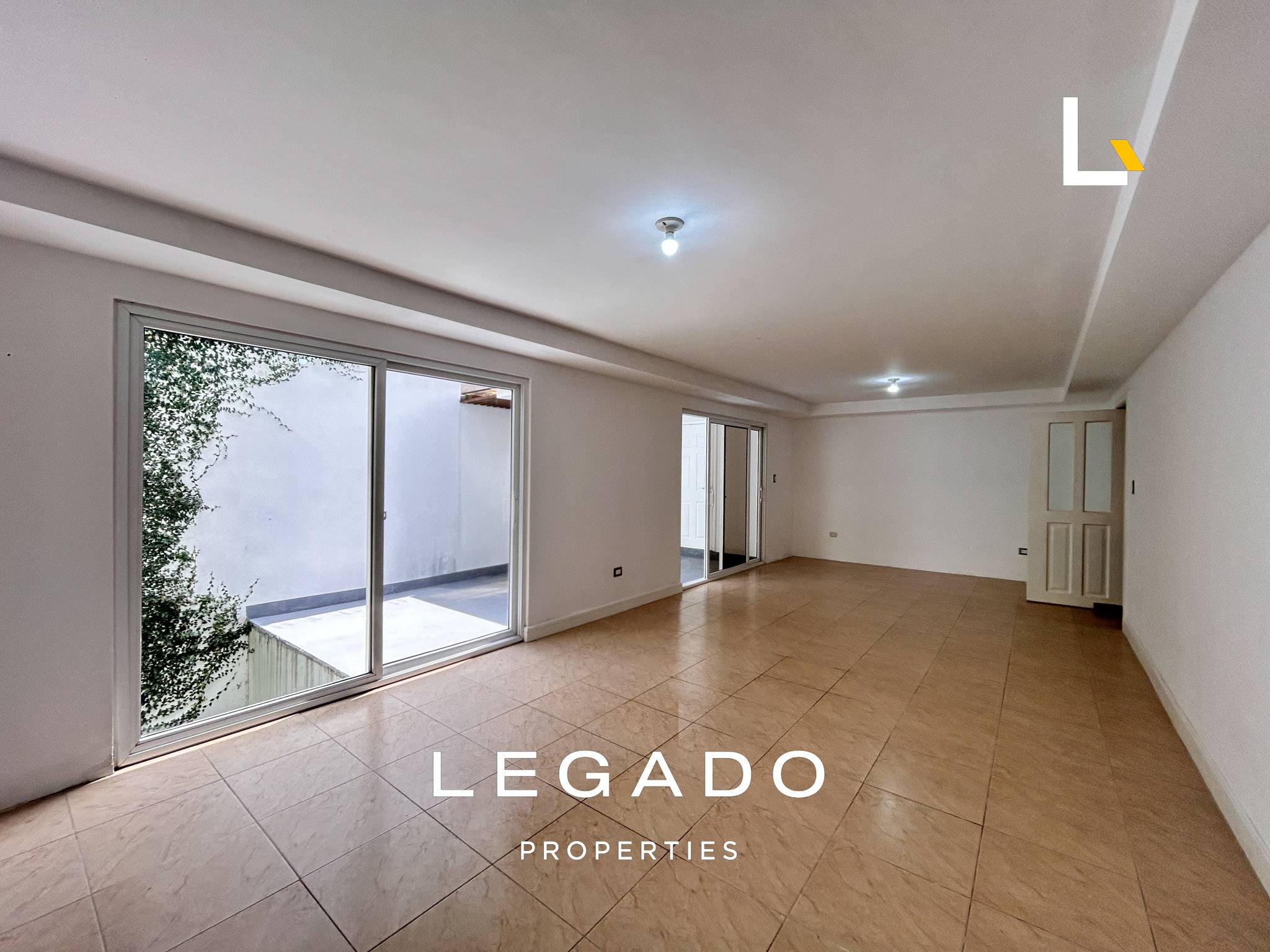 CASA, ZONA 16, CONDOMINIO EXPLANADA CAYALÁ
