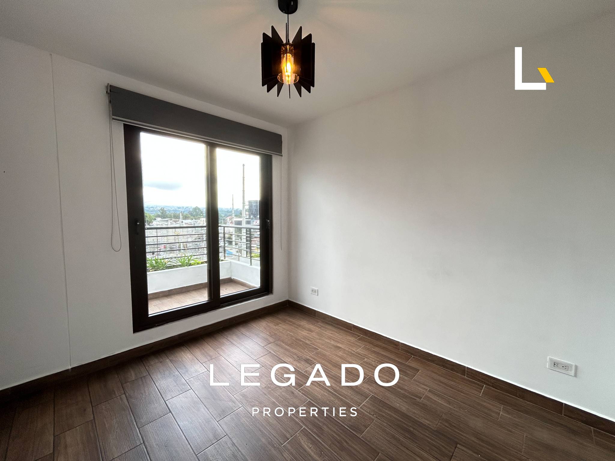 APARTAMENTO ZONA 11, EDIFICIO BALMES 47