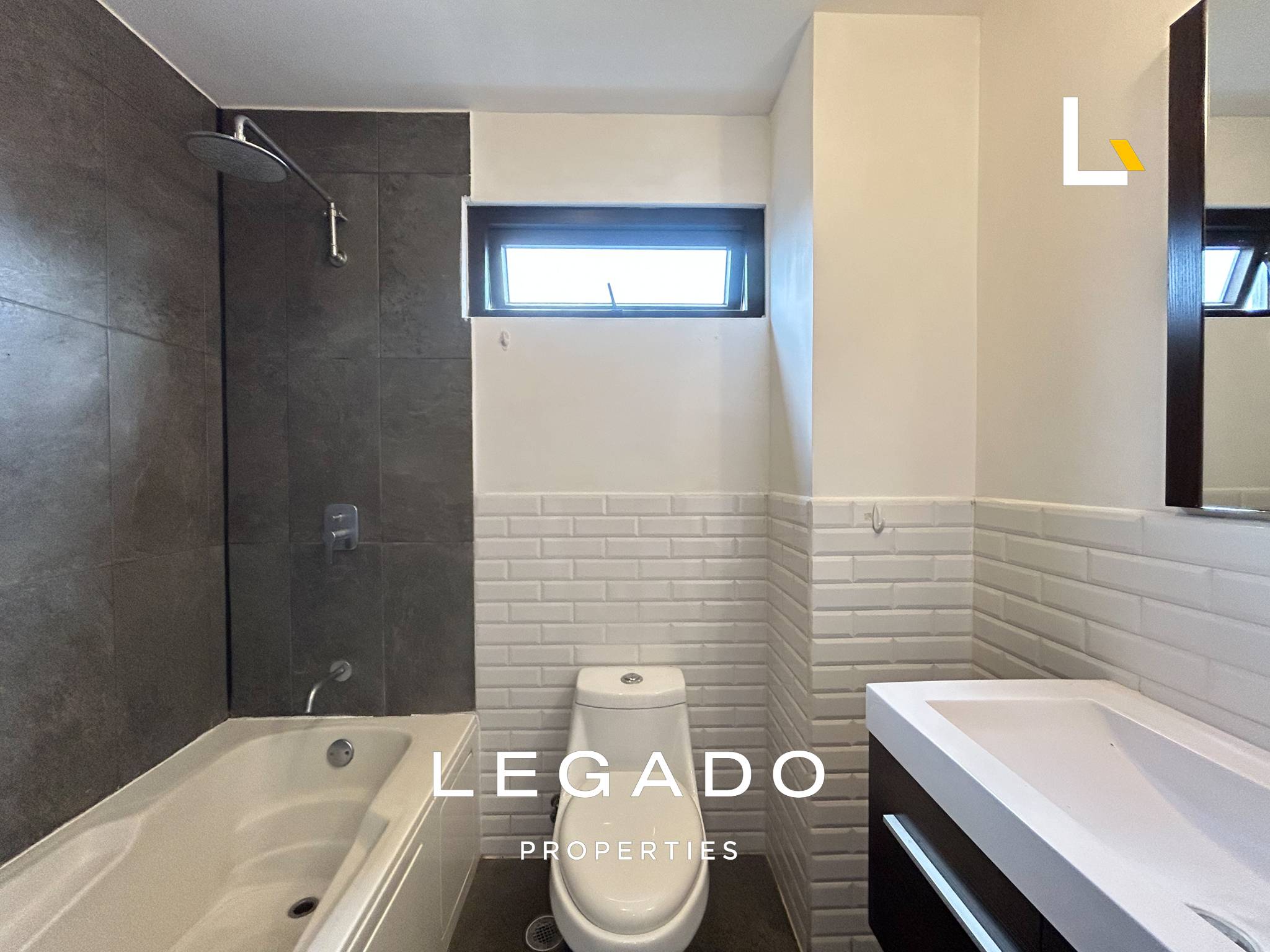 APARTAMENTO ZONA 11, EDIFICIO BALMES 47
