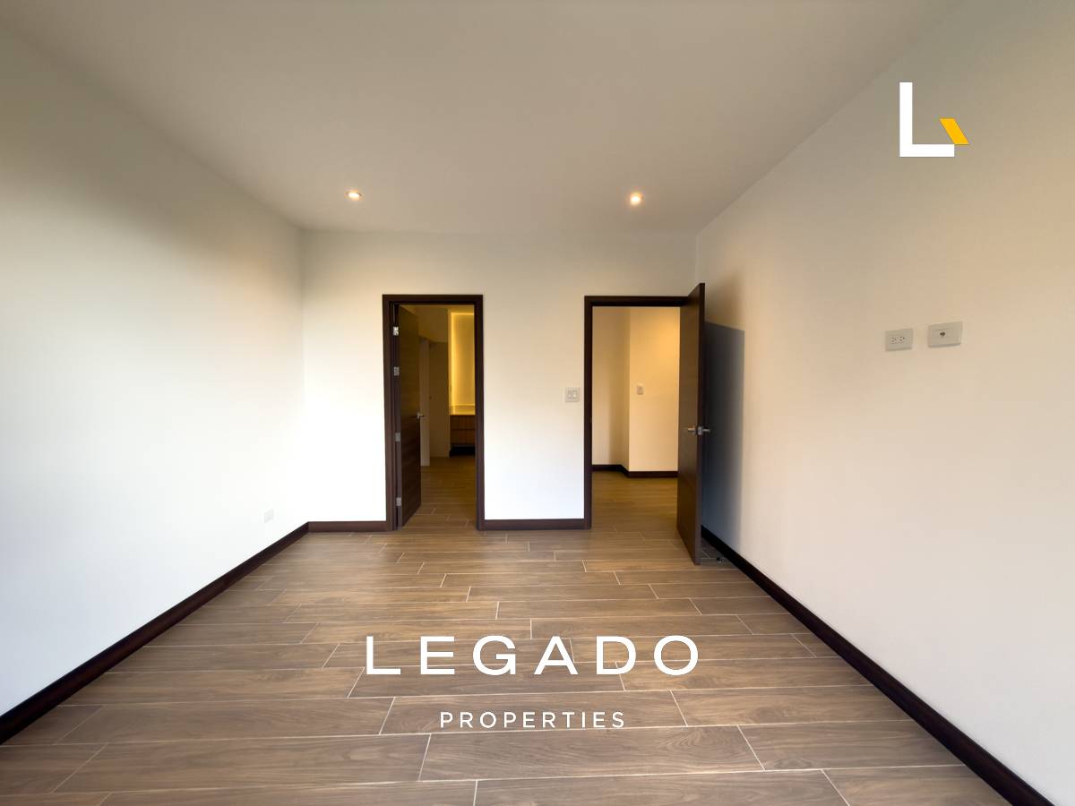 APARTAMENTO ZONA 15, EDIFICIO SPAZIO