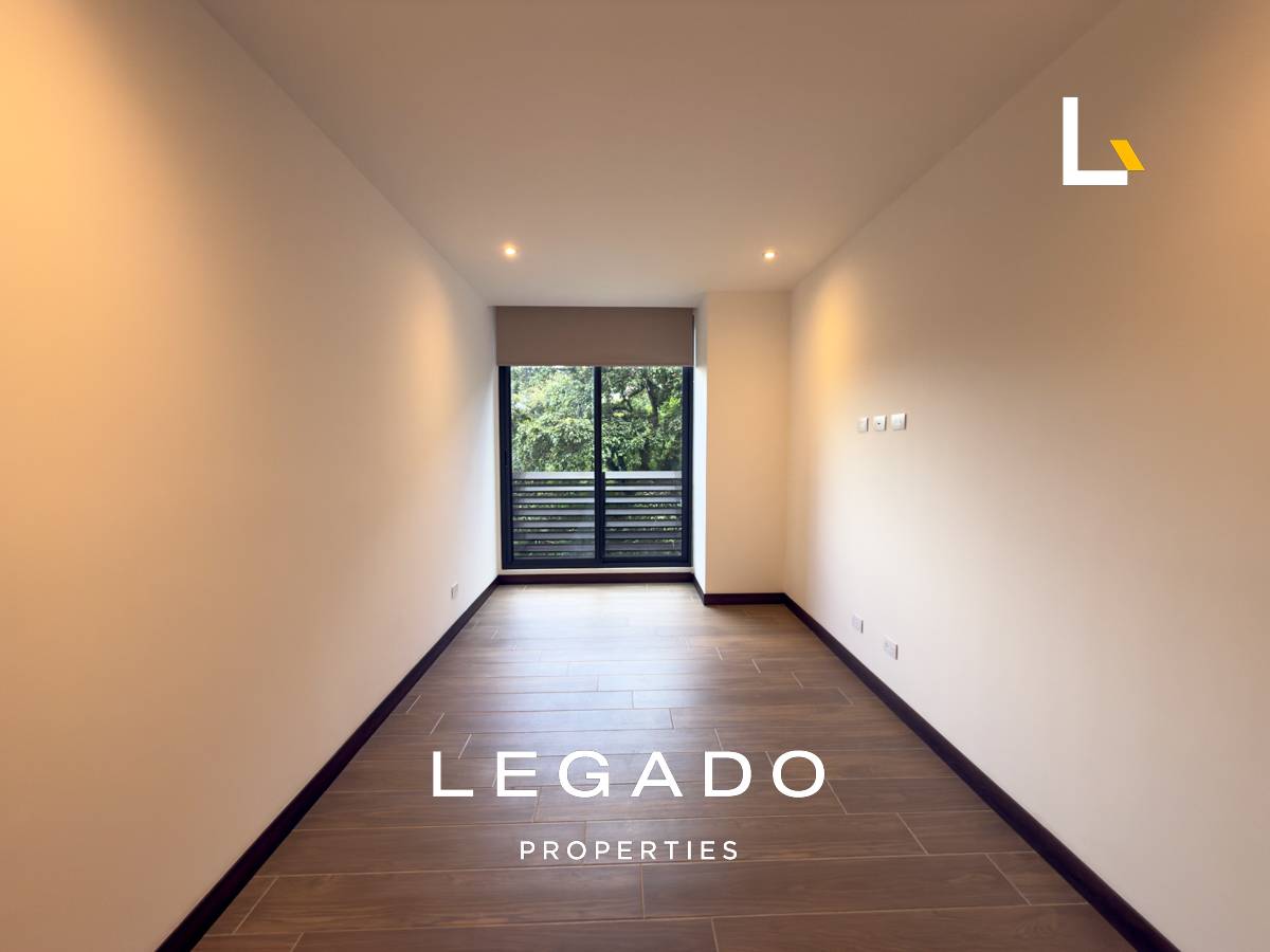 APARTAMENTO ZONA 15, EDIFICIO SPAZIO