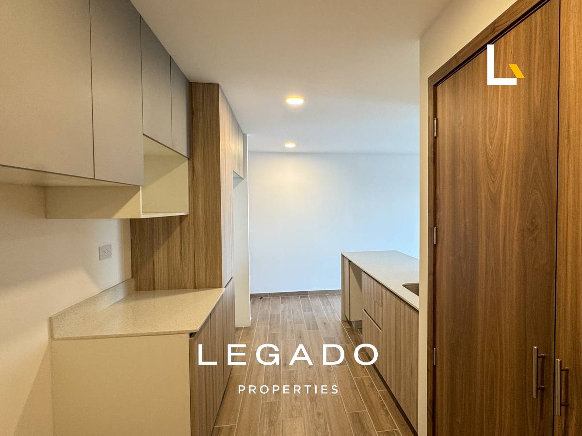 APARTAMENTO ZONA 14, EDIFICIO PARQUE 14