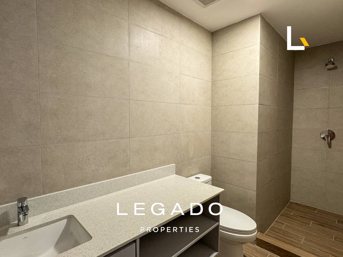 APARTAMENTO ZONA 14, EDIFICIO PARQUE 14