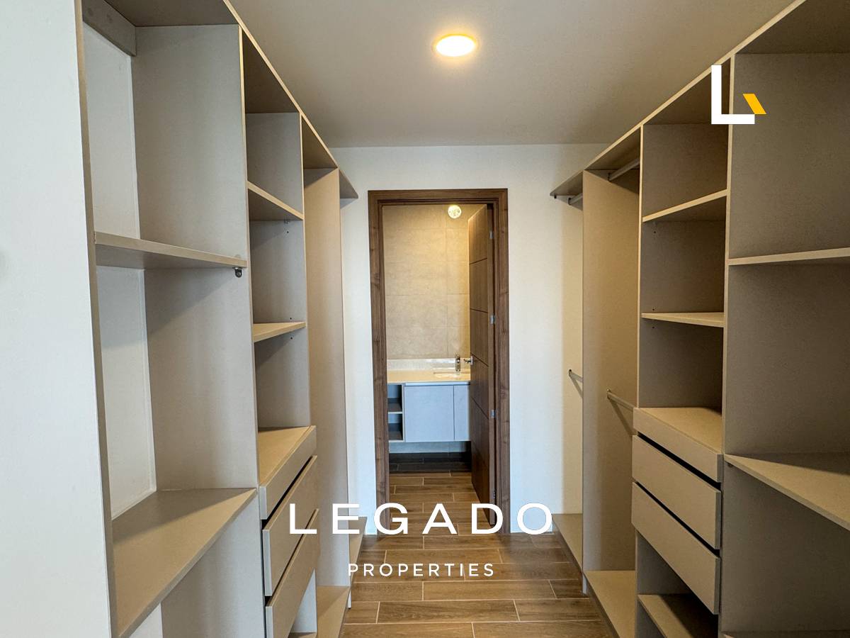 APARTAMENTO ZONA 14, EDIFICIO PARQUE 14