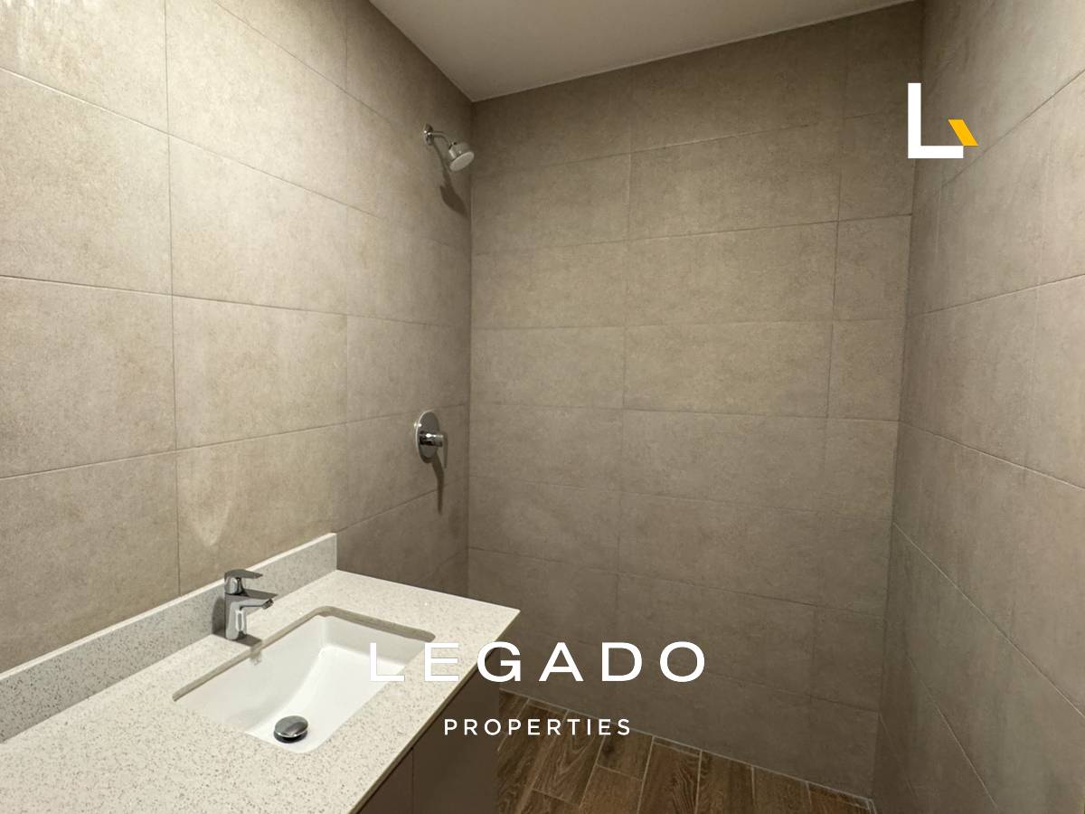 APARTAMENTO ZONA 14, EDIFICIO PARQUE 14
