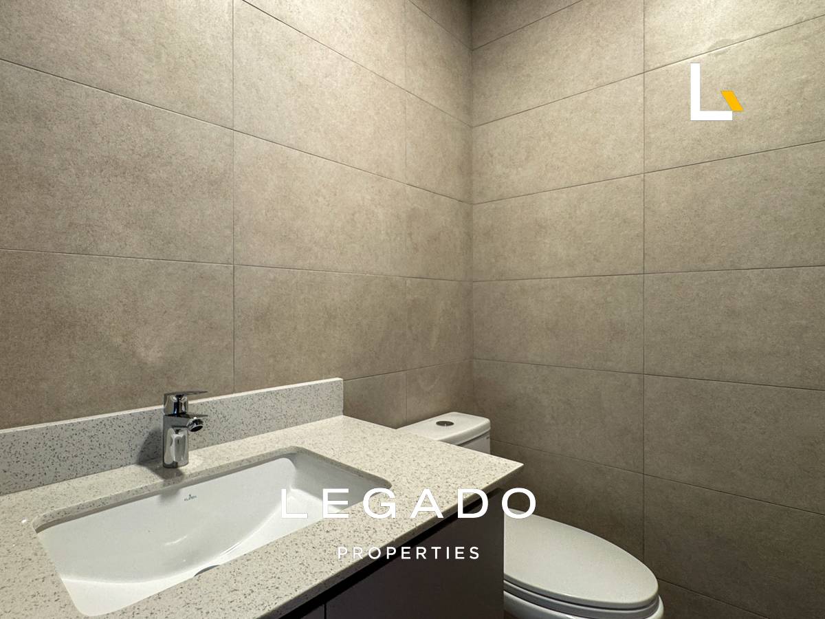APARTAMENTO ZONA 14, EDIFICIO PARQUE 14