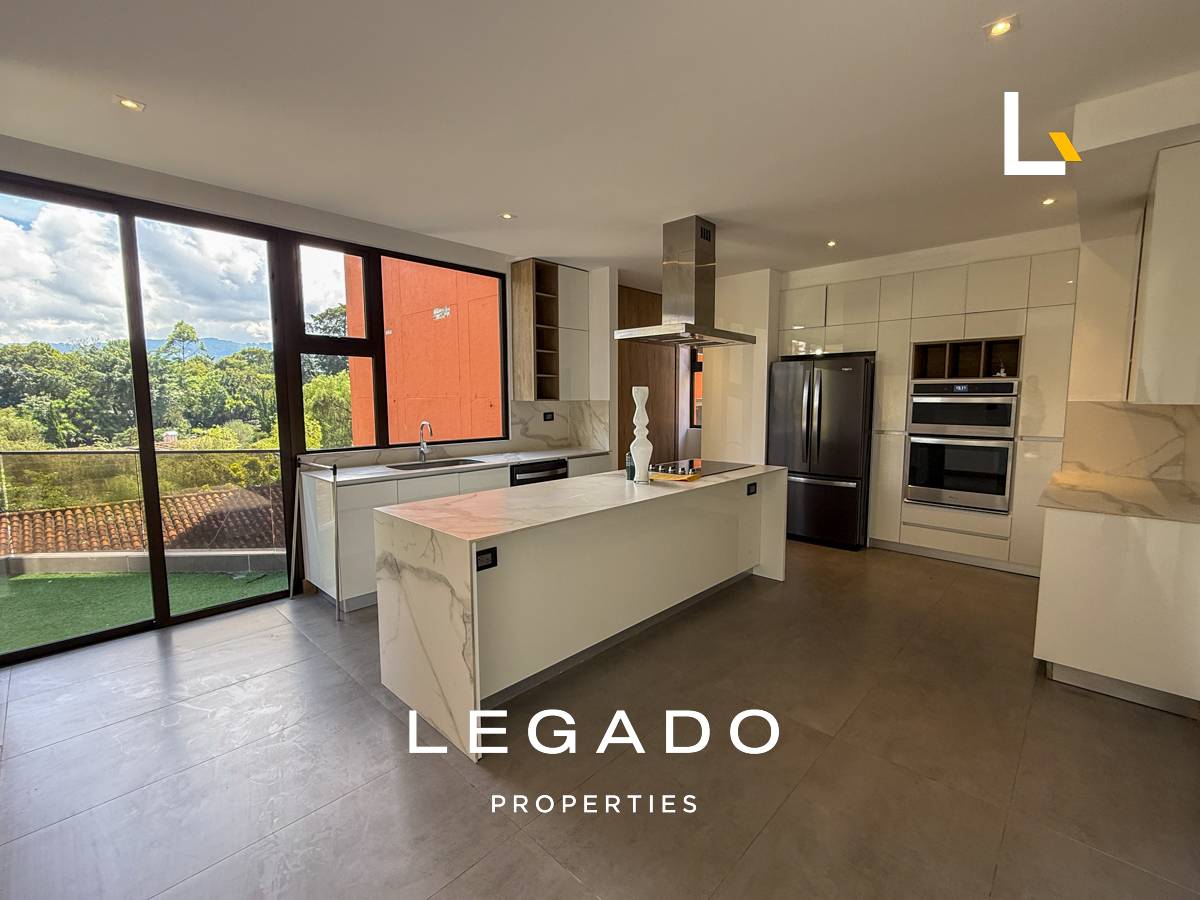 APARTAMENTO, ZONA 14 EDIFICIO VERTIC
