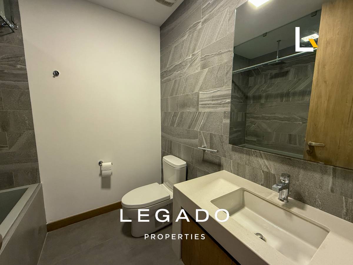 APARTAMENTO, ZONA 14 EDIFICIO VERTIC