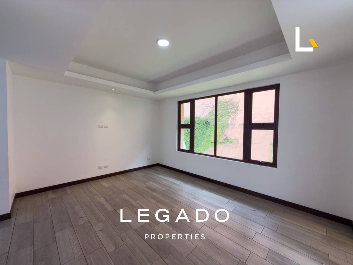CASA ZONA 16, CONDOMINIO LOMAS DE SAN ISIDRO