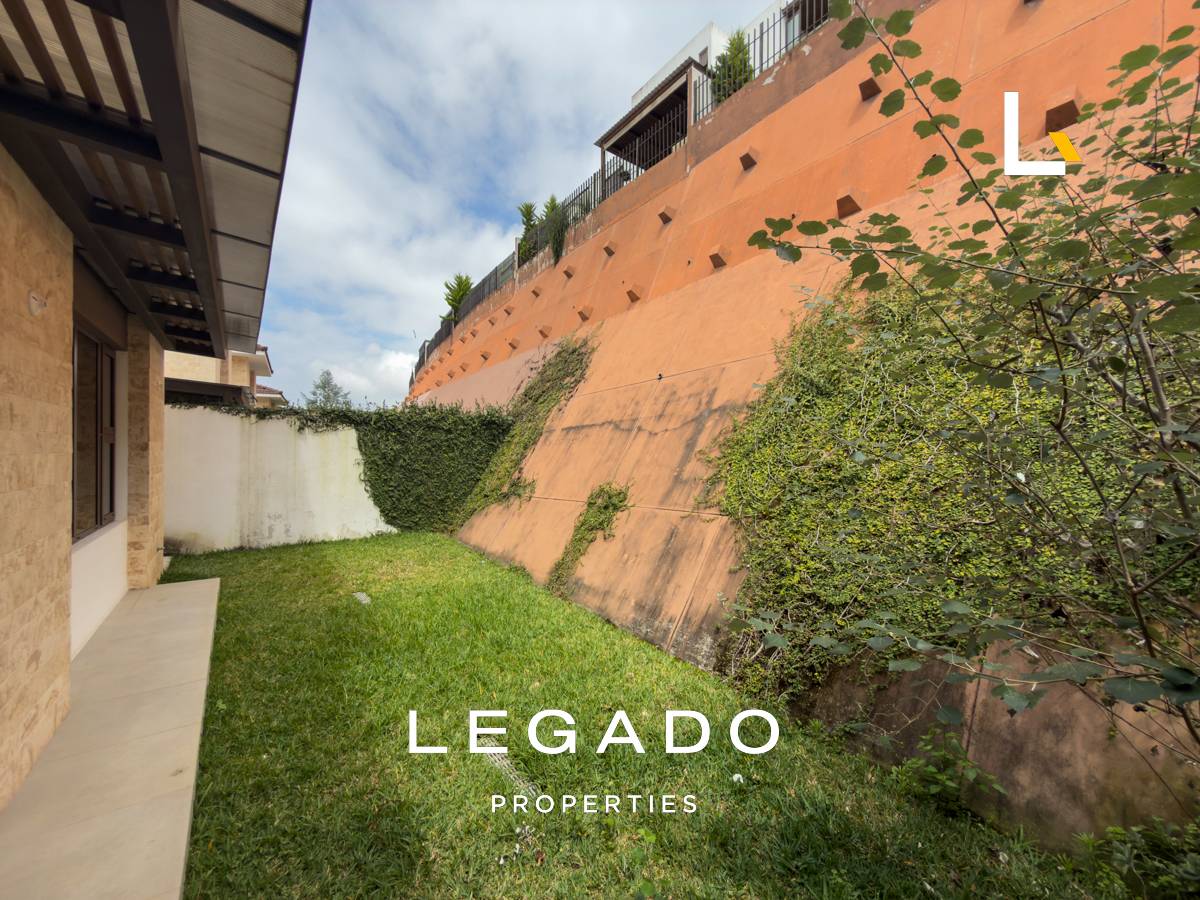 CASA ZONA 16, CONDOMINIO LOMAS DE SAN ISIDRO