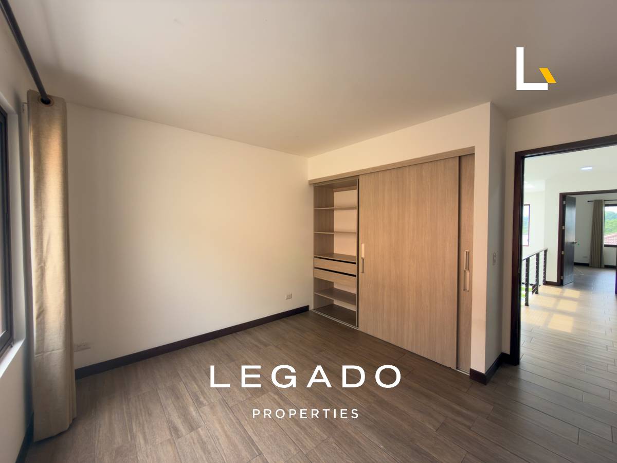 CASA ZONA 16, CONDOMINIO LOMAS DE SAN ISIDRO