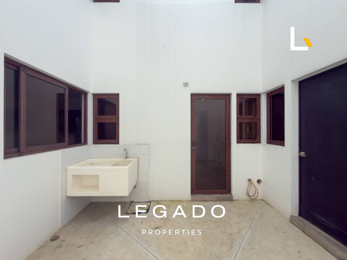 CASA ZONA 16, CONDOMINIO LOMAS DE SAN ISIDRO