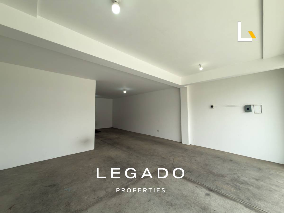 CASA ZONA 16, CONDOMINIO LOMAS DE SAN ISIDRO