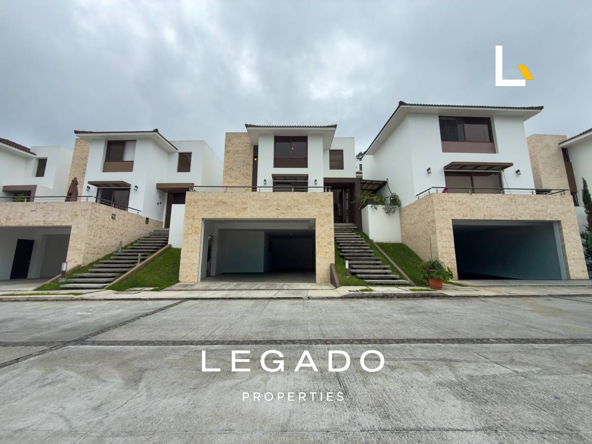 CASA ZONA 16, CONDOMINIO LOMAS DE SAN ISIDRO