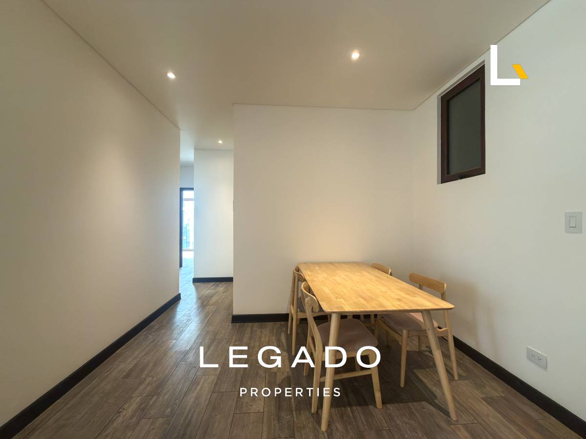 APARTAMENTO ZONA 16, EDIFICIO LIRIOS 1