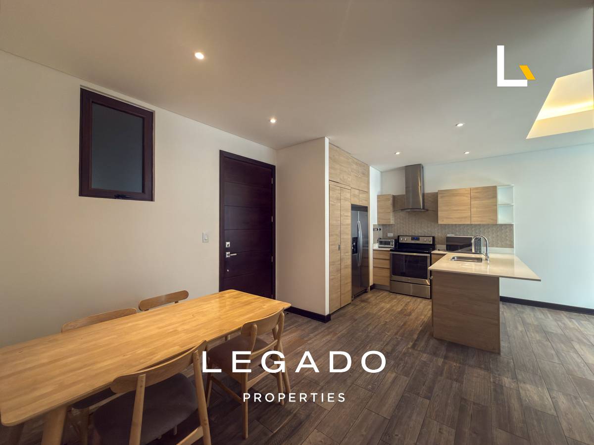 APARTAMENTO ZONA 16, EDIFICIO LIRIOS 1