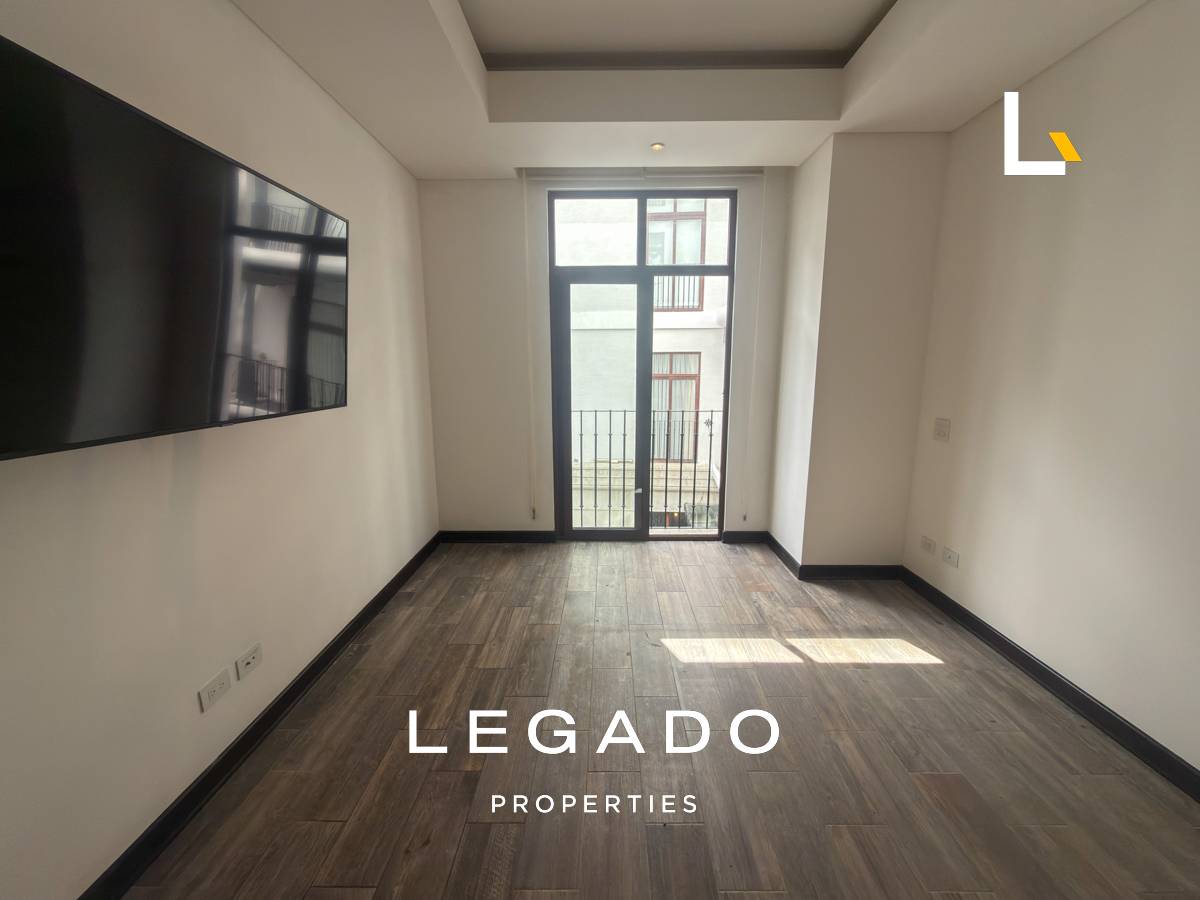 APARTAMENTO ZONA 16, EDIFICIO LIRIOS 1